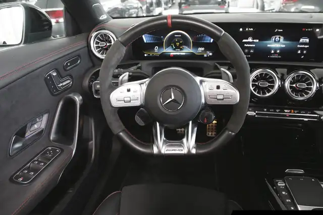 Mercedes-Benz Cla view 12
