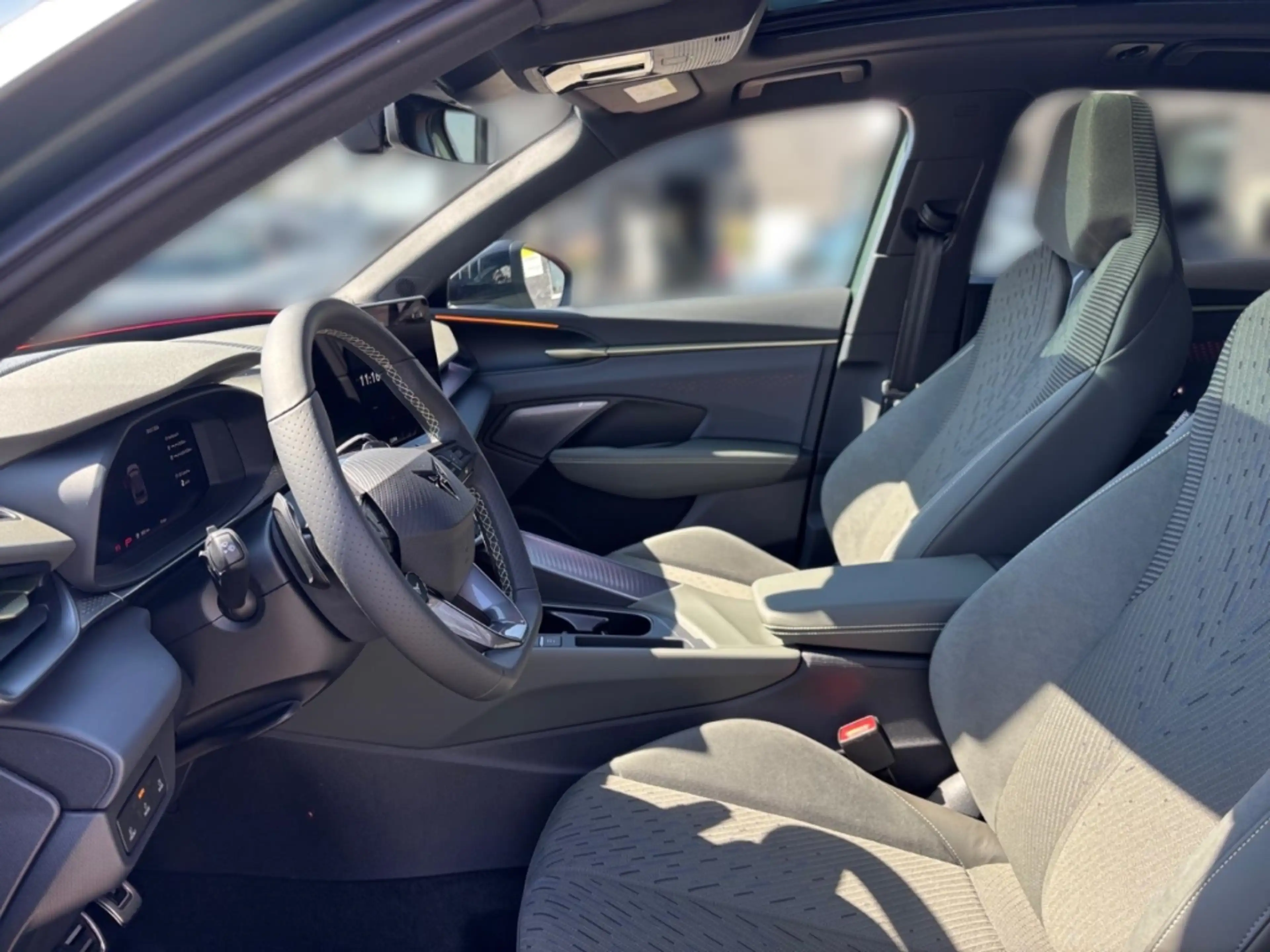 CUPRA Terramar VZ 1.5 e-Hybr. Tribe Ed. HD-M. Pano AHK — photo 12