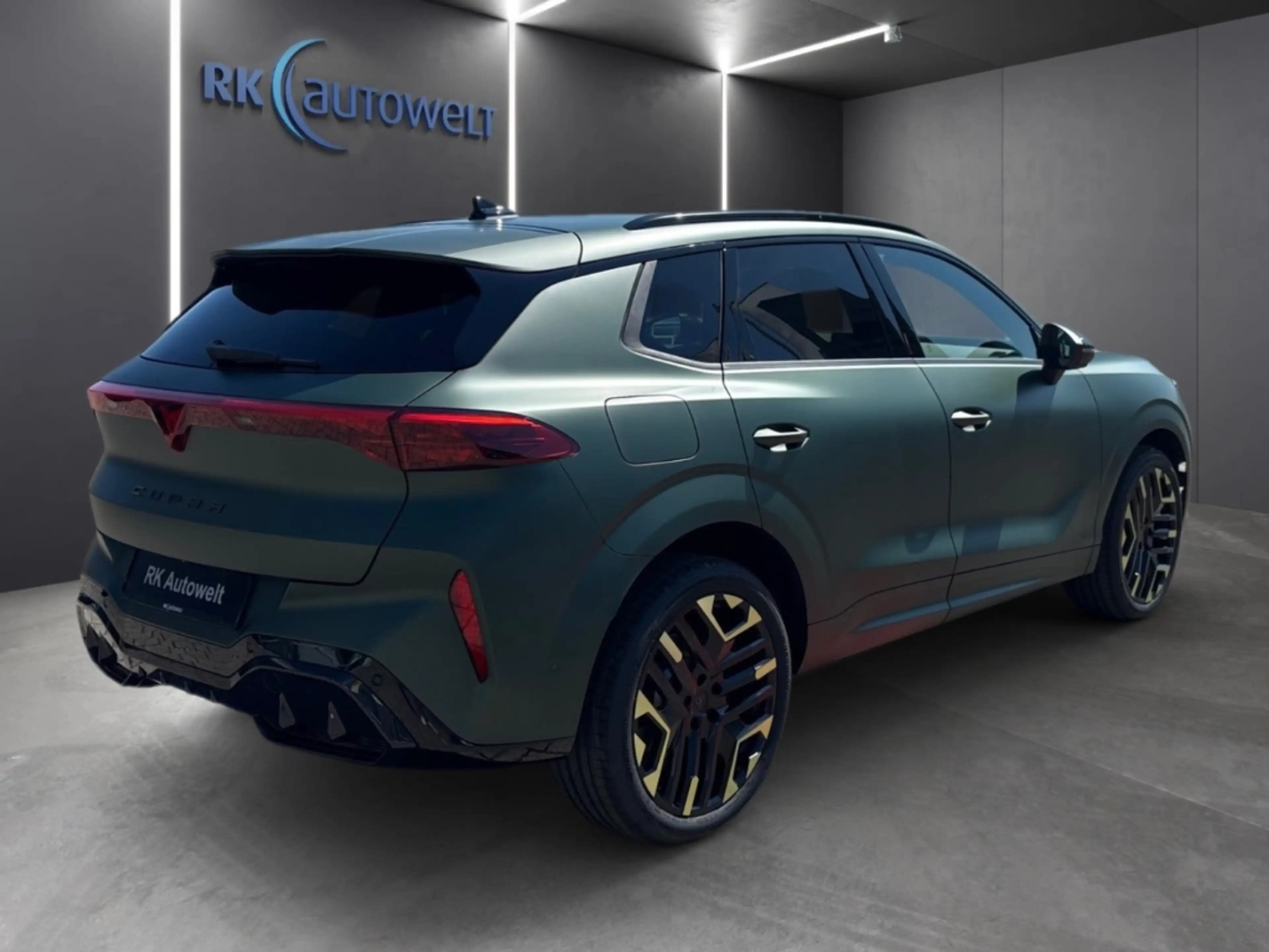 CUPRA Terramar VZ 1.5 e-Hybr. Tribe Ed. HD-M. Pano AHK — photo 4