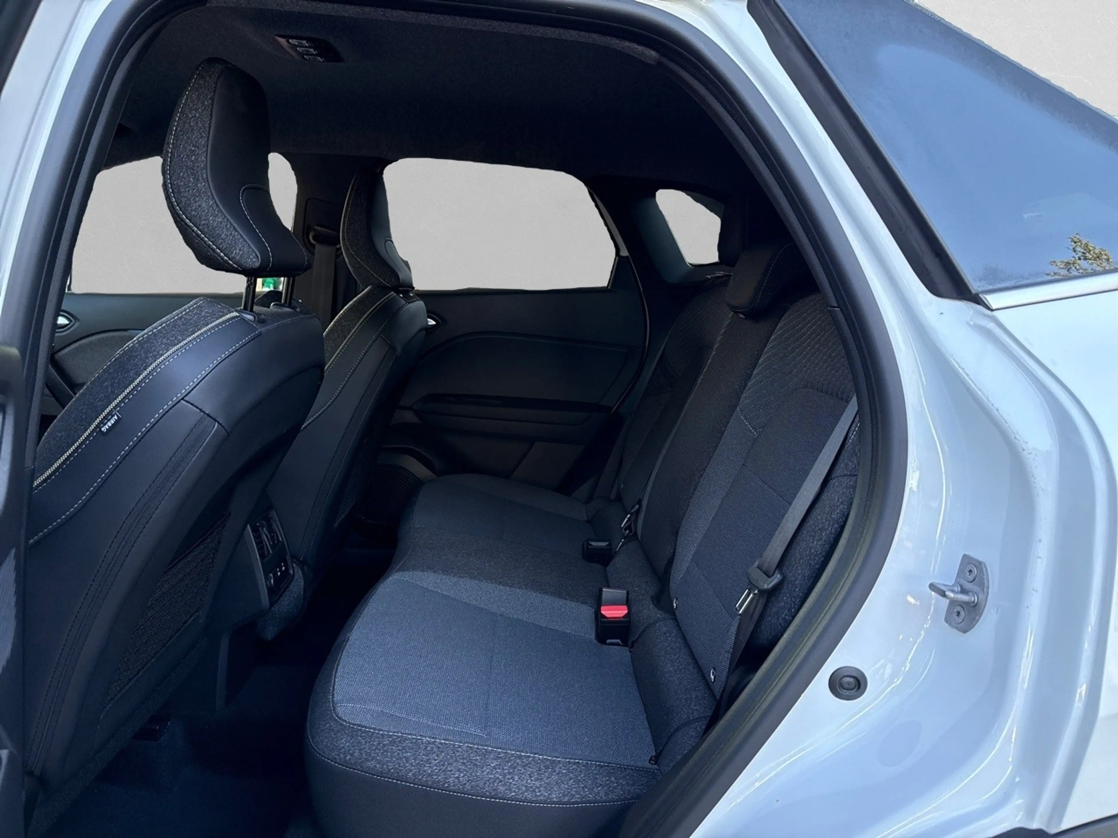 Renault Symbioz 1.8 E-Tech full hybrid 160 techno AUTOMAAT / VEEL — photo 10