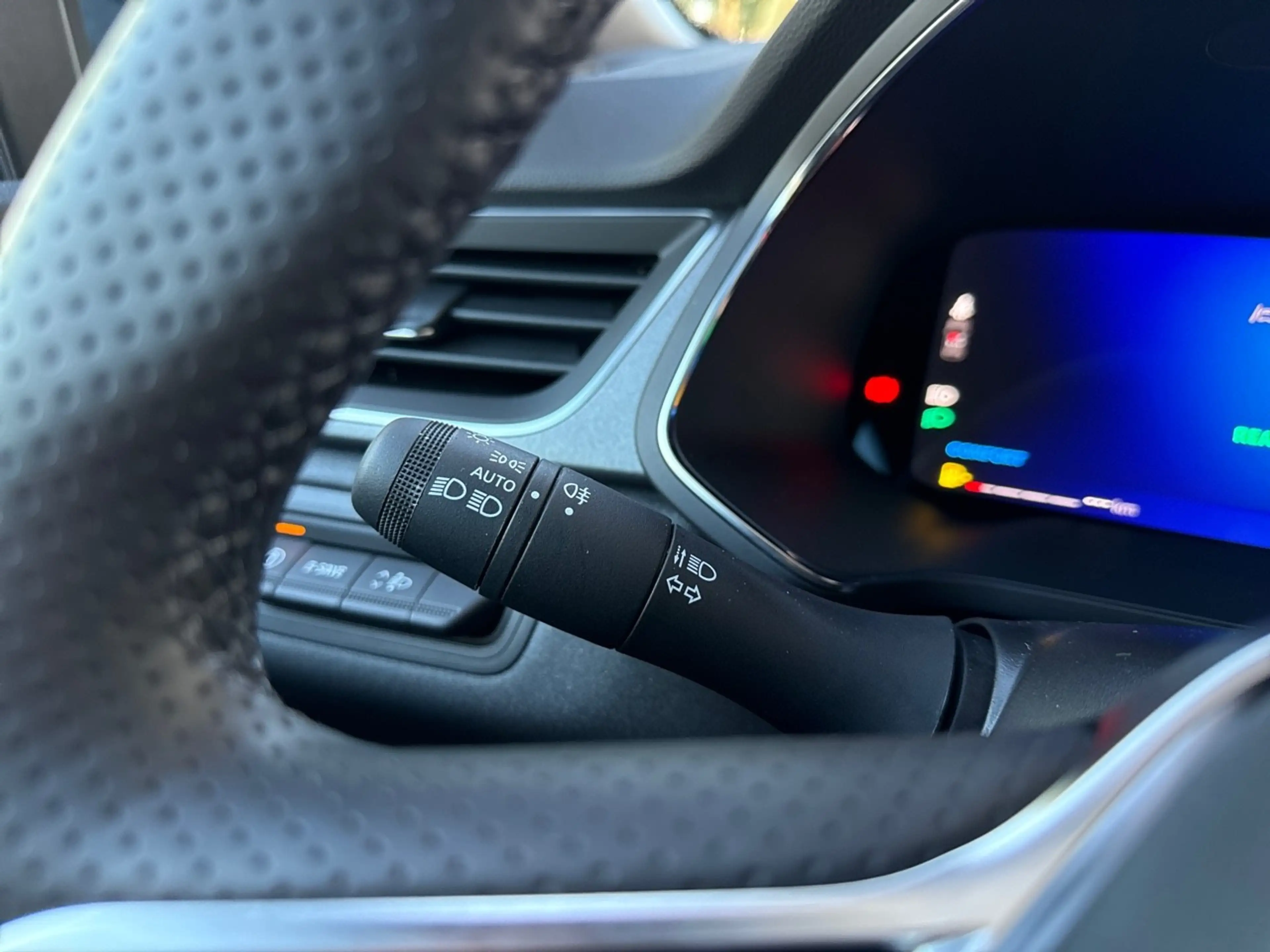 Renault Symbioz 1.8 E-Tech full hybrid 160 techno AUTOMAAT / VEEL — photo 19