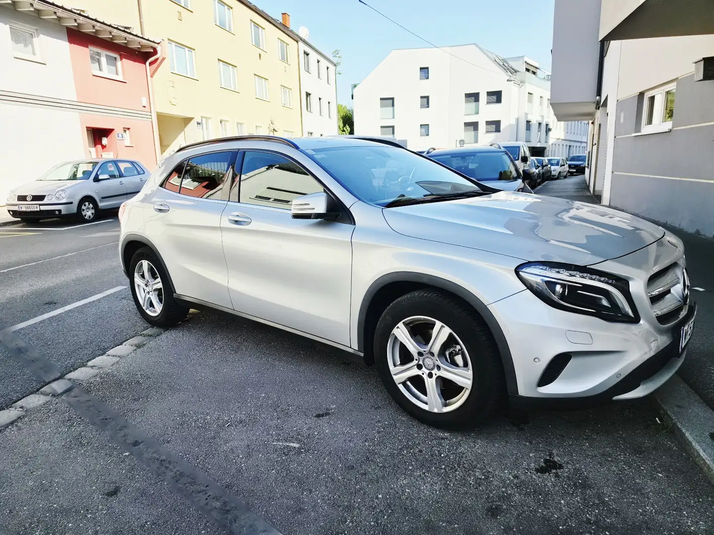 Mercedes-Benz GLA 200 (CDI) d - 2
