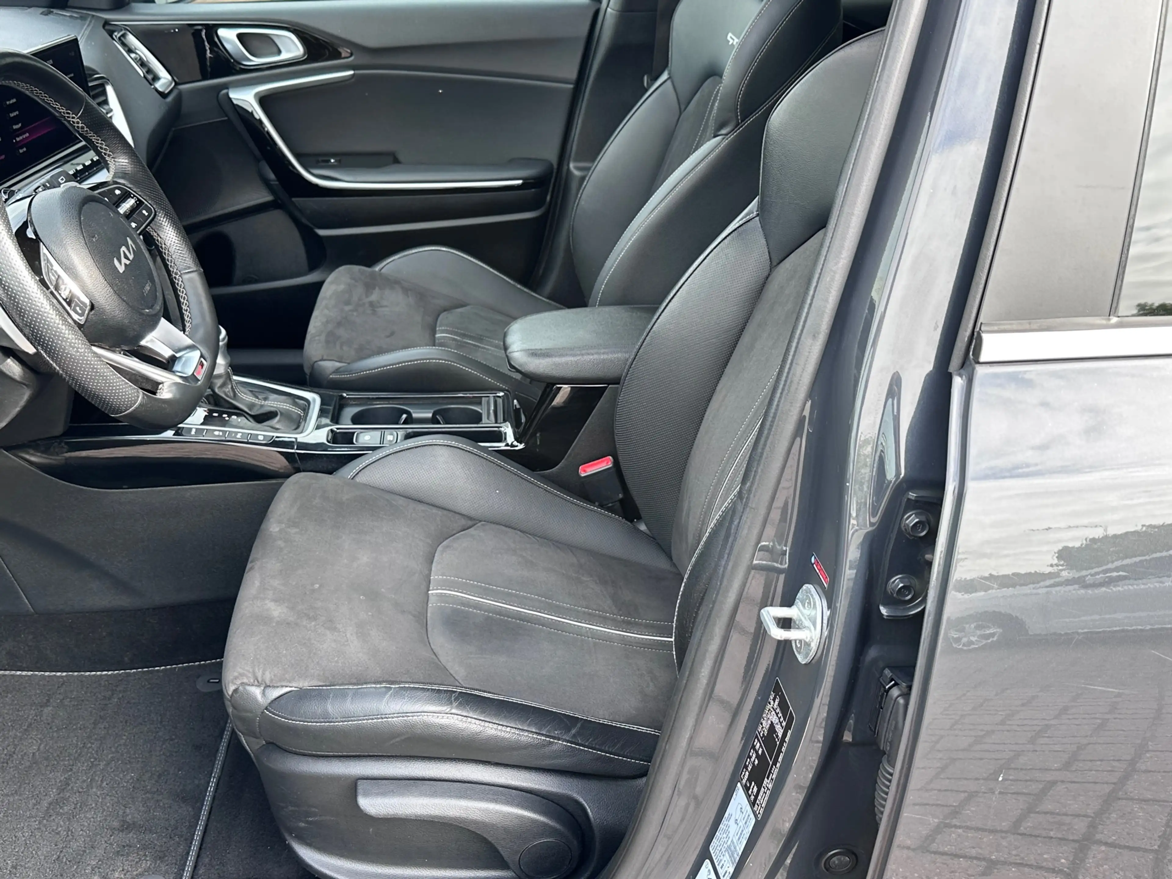 Kia Ceed SW / cee'd SW Sportswagon 1.5 T-GDi GT-Line PANO TREKHAAK DEALER — photo 10