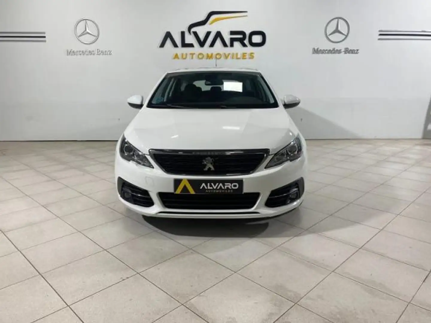 Peugeot 308 1.5BlueHDi S&S Active 130 Wit - 2