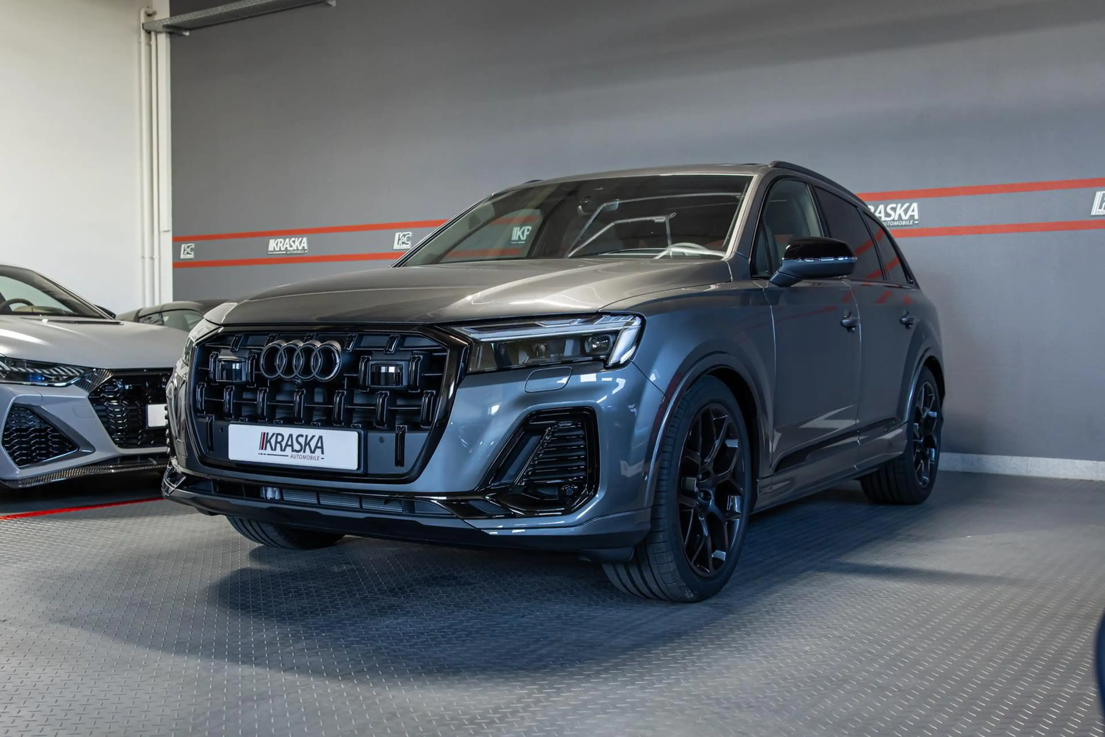 Audi Q7 50 TDI quattro S-Line SHZ - AHK- PANO MATRIX — photo 6
