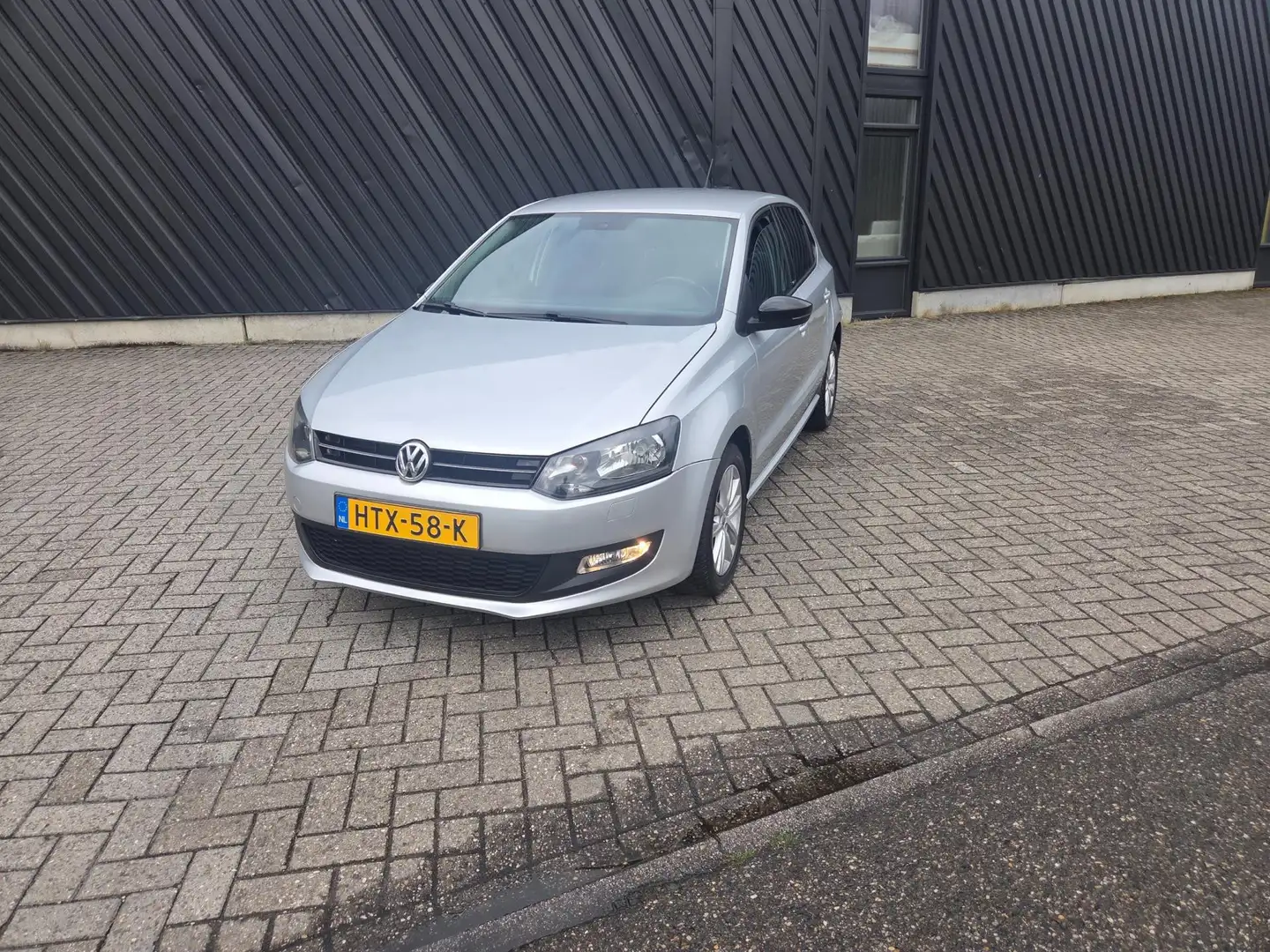 Volkswagen Polo 1.2-12V BlueMotion Trendline Cruise Stoelverwarmin Grau - 1