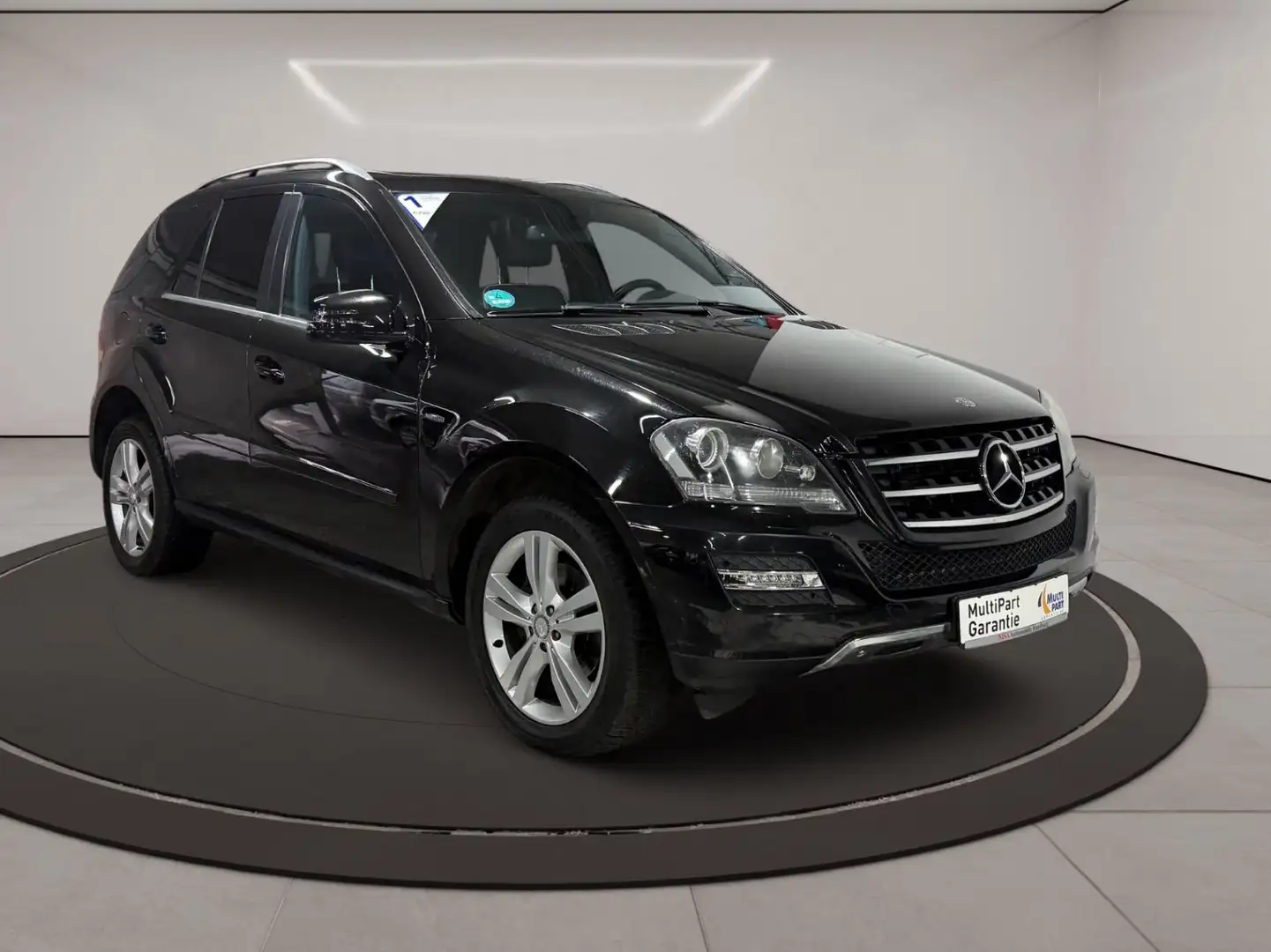 Mercedes-Benz ML 300 ML ML 300 CDI BlueEfficiency 4Matic Schwarz - 1