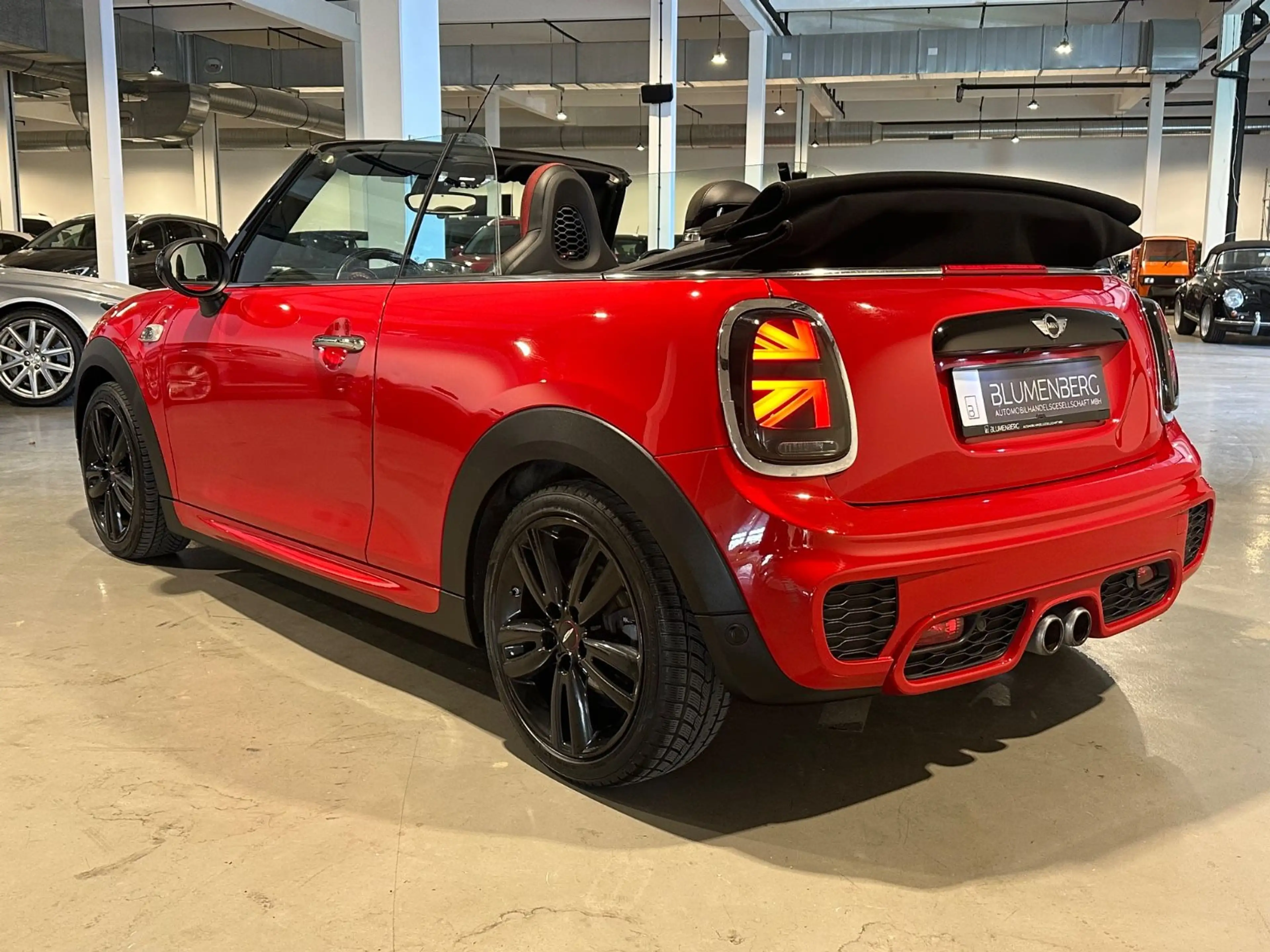 MINI Cooper SD Cabrio Cooper SD  *JCW Chili,HUD,H&K,ACC,Kamera — photo 8