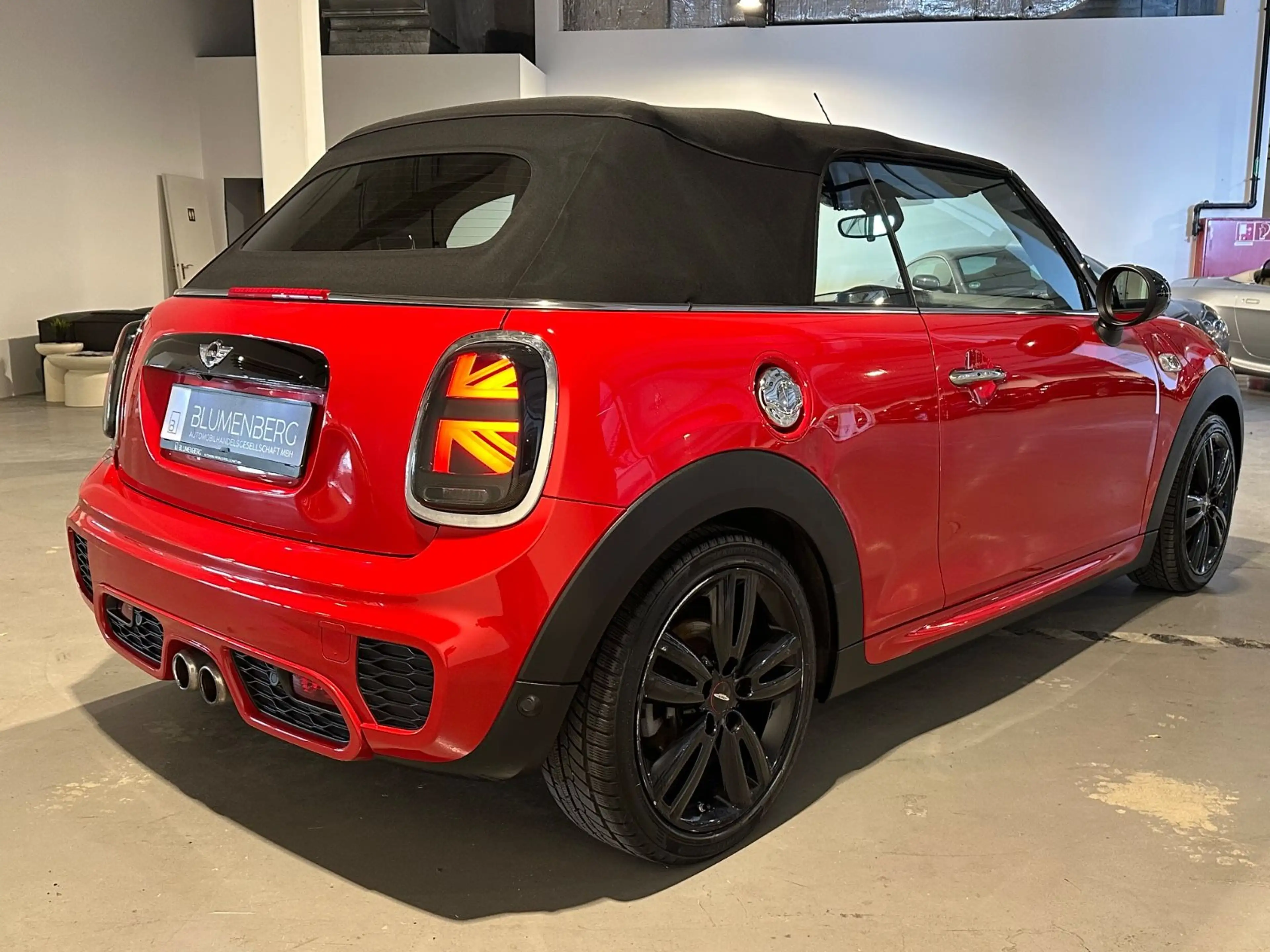 MINI Cooper SD Cabrio Cooper SD  *JCW Chili,HUD,H&K,ACC,Kamera — photo 3
