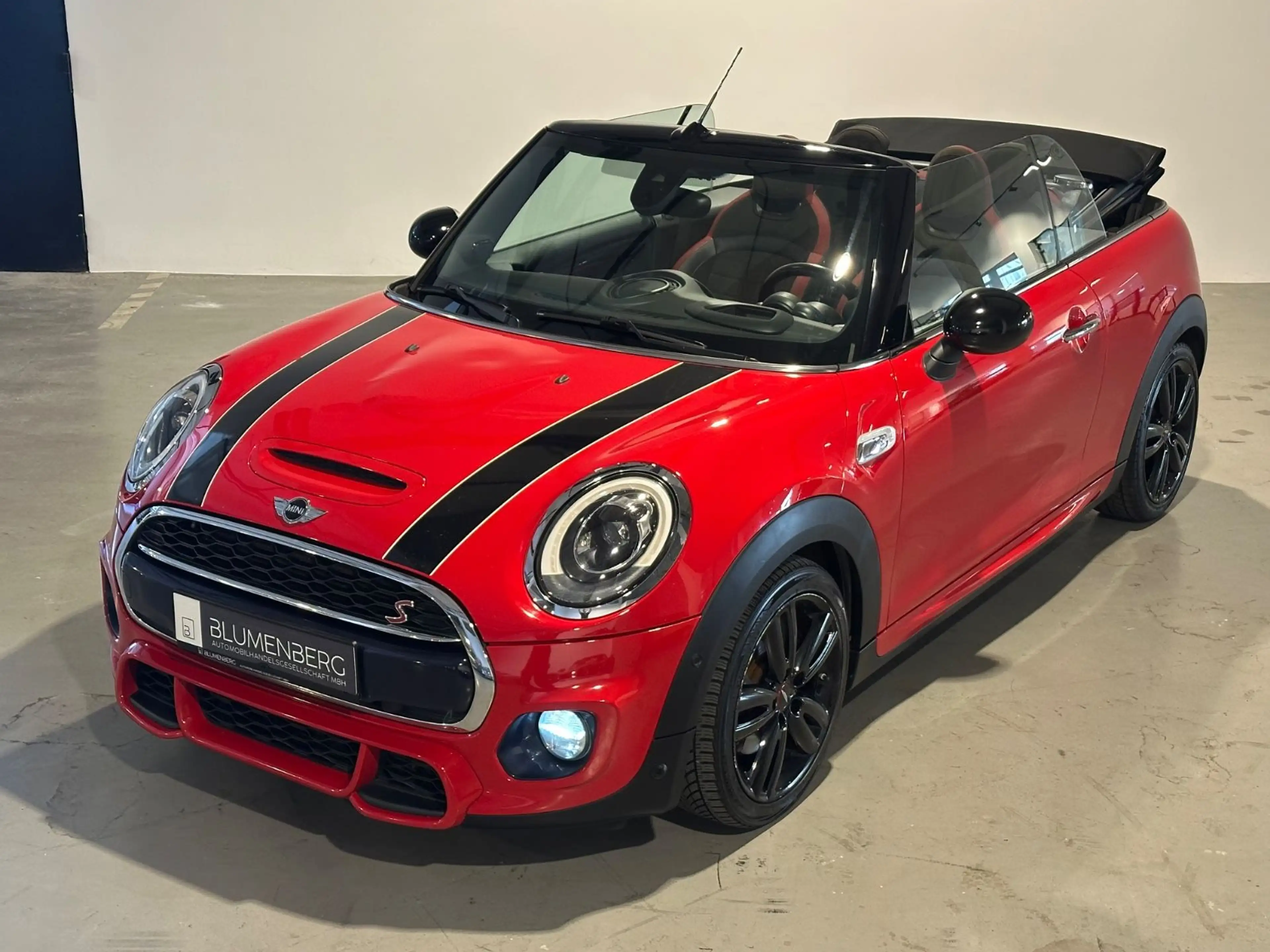MINI Cooper SD Cabrio Cooper SD  *JCW Chili,HUD,H&K,ACC,Kamera — photo 6