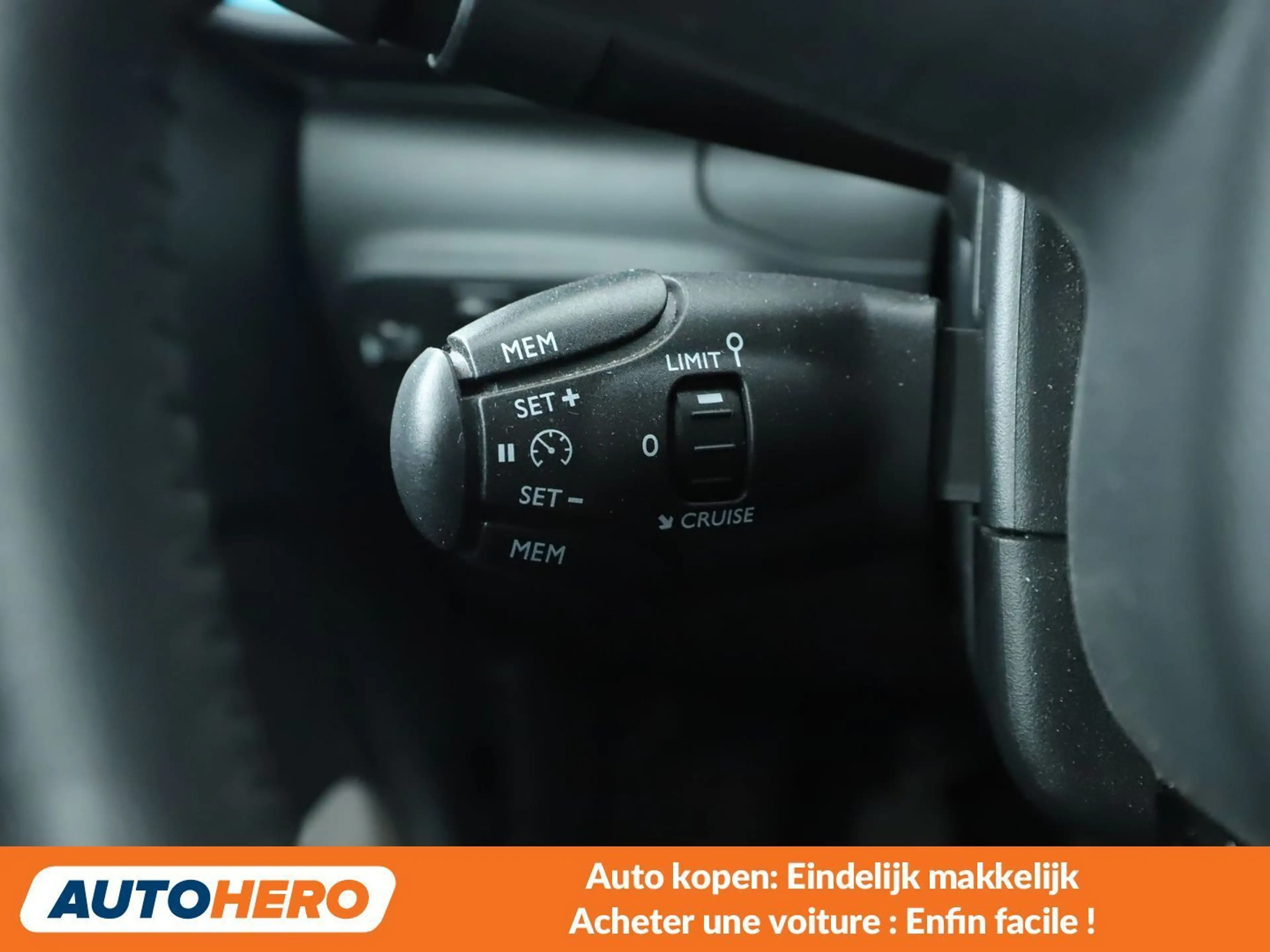 Citroen C3 1.2 PureTech Shine Pack — photo 14