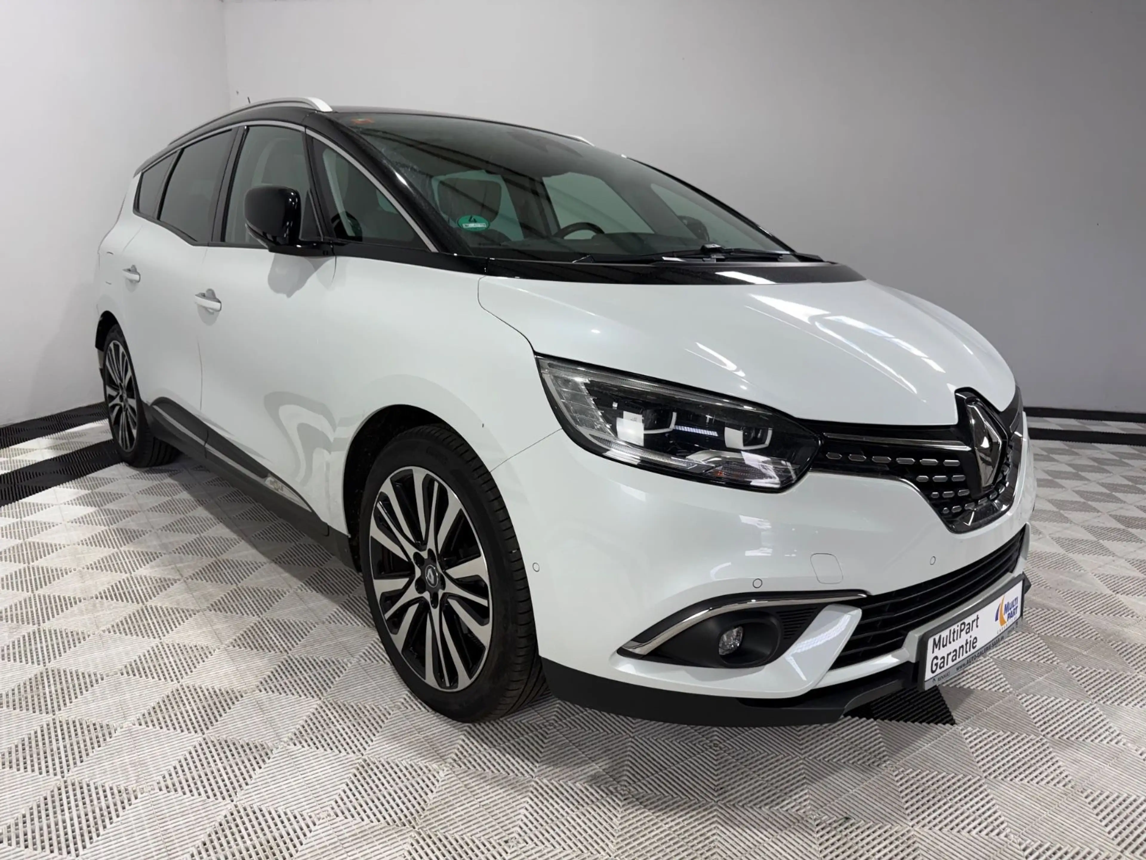 Renault Grand Scenic Grand SceniC Initiale Paris°Pano°HUD°Automatik — photo 3