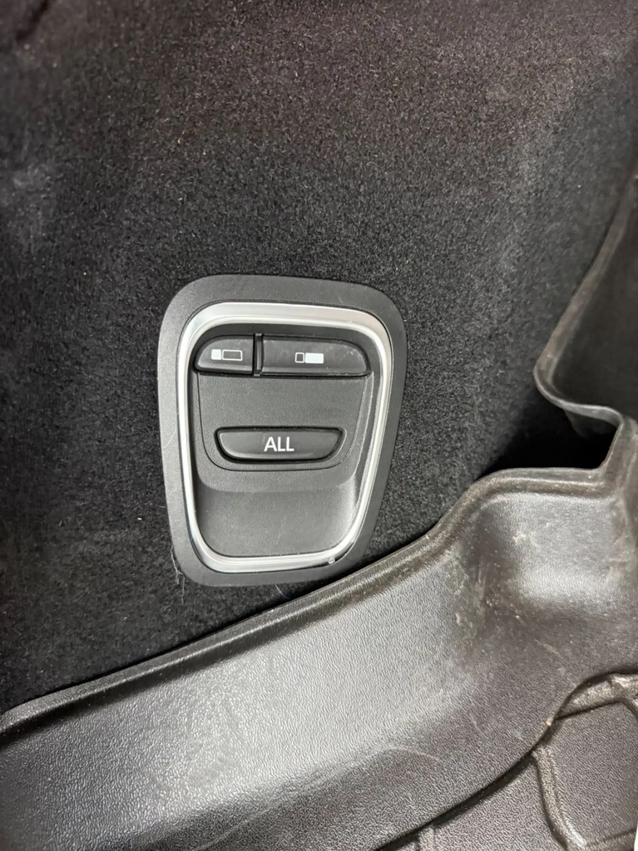 Renault Grand Scenic Grand SceniC Initiale Paris°Pano°HUD°Automatik — photo 10