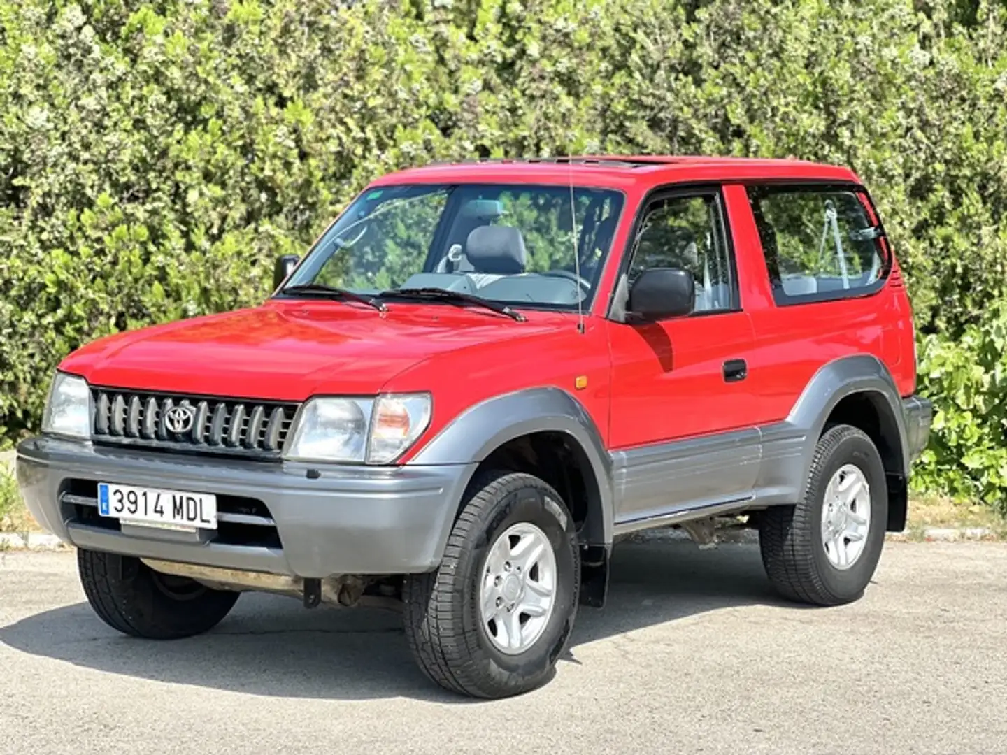 Toyota Land Cruiser 90 TD GX crvena - 1