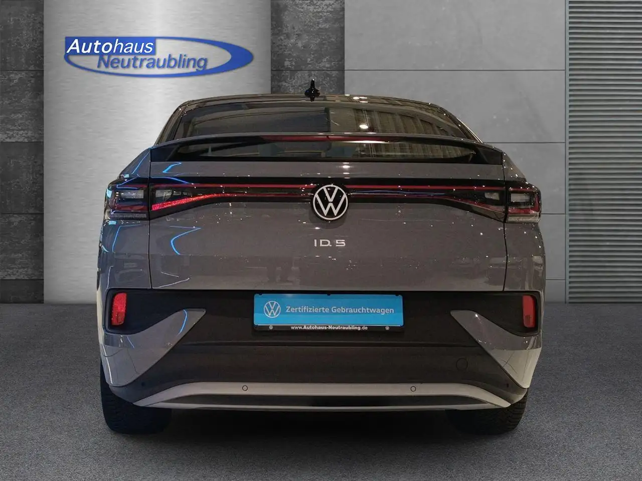Volkswagen ID.5 77 KWh "PRO" 174 PS DSG+NAVI+PDC+GANZJAHRESREIFEN 5