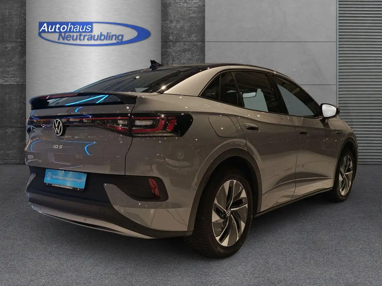 Volkswagen ID.5 77 KWh "PRO" 174 PS DSG+NAVI+PDC+GANZJAHRESREIFEN 6