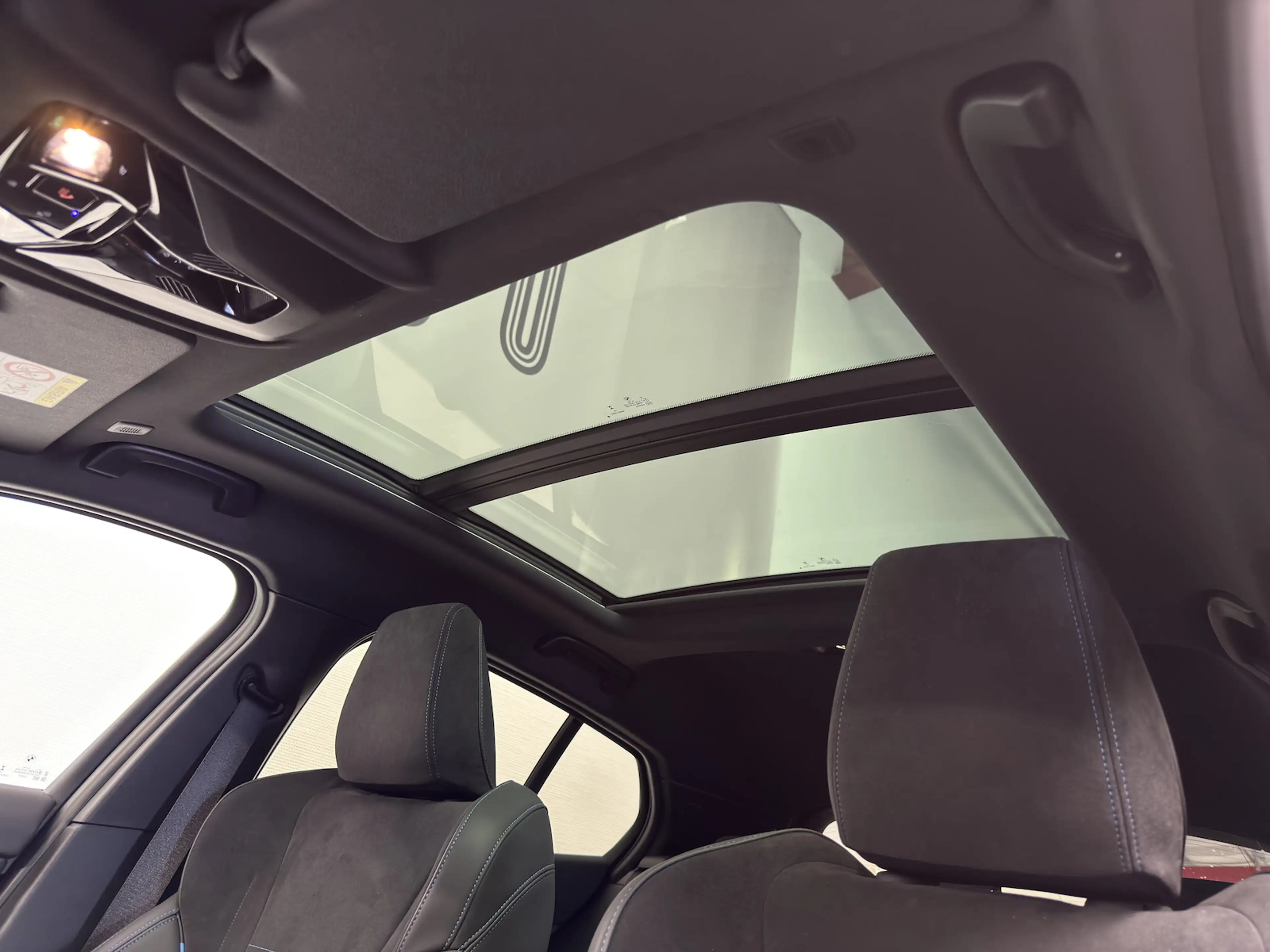 BMW 118 118dA M Sport /NAVI/Premium/LED/PANO/KAMERA — photo 7