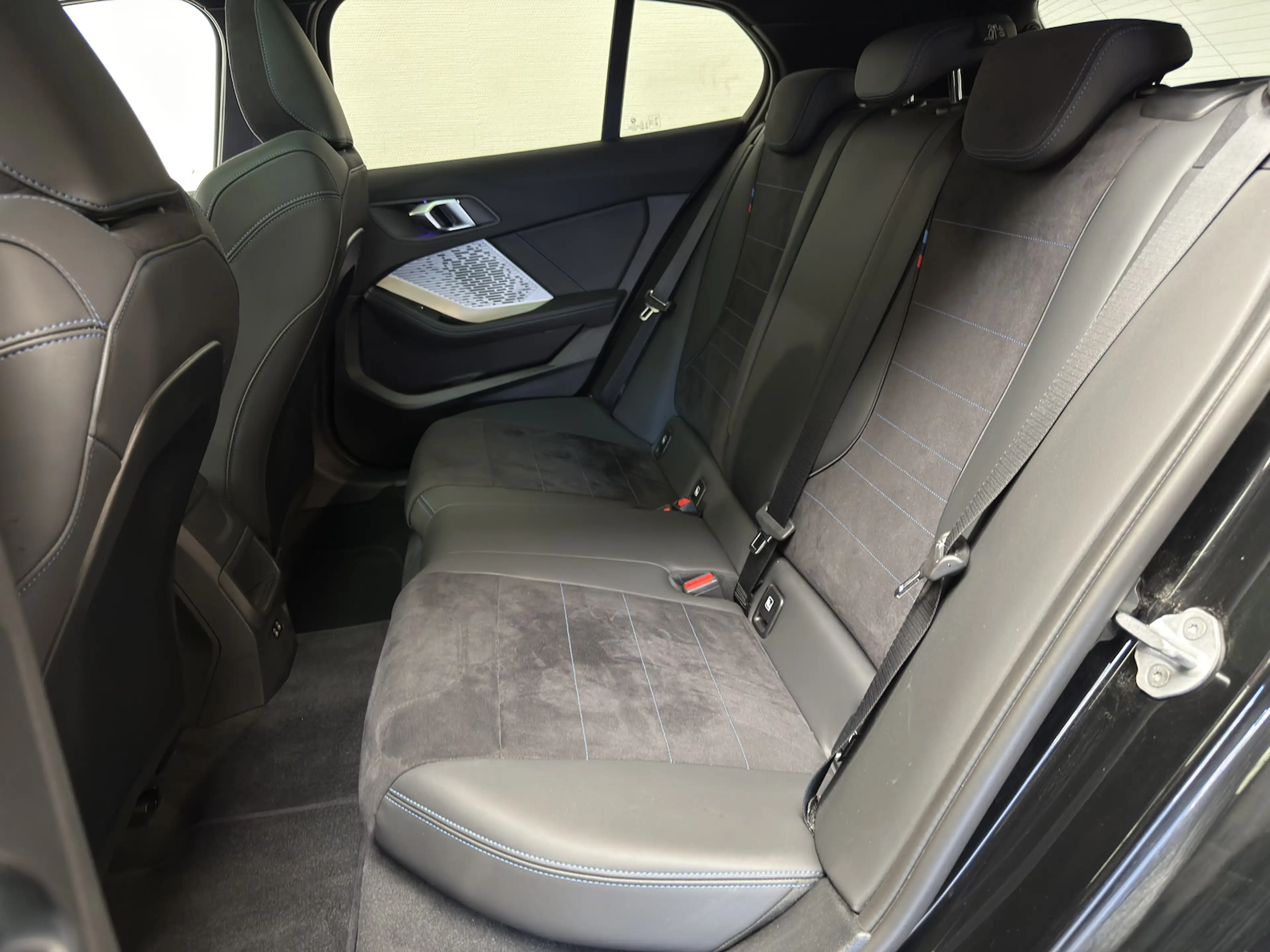 BMW 118 118dA M Sport /NAVI/Premium/LED/PANO/KAMERA — photo 6