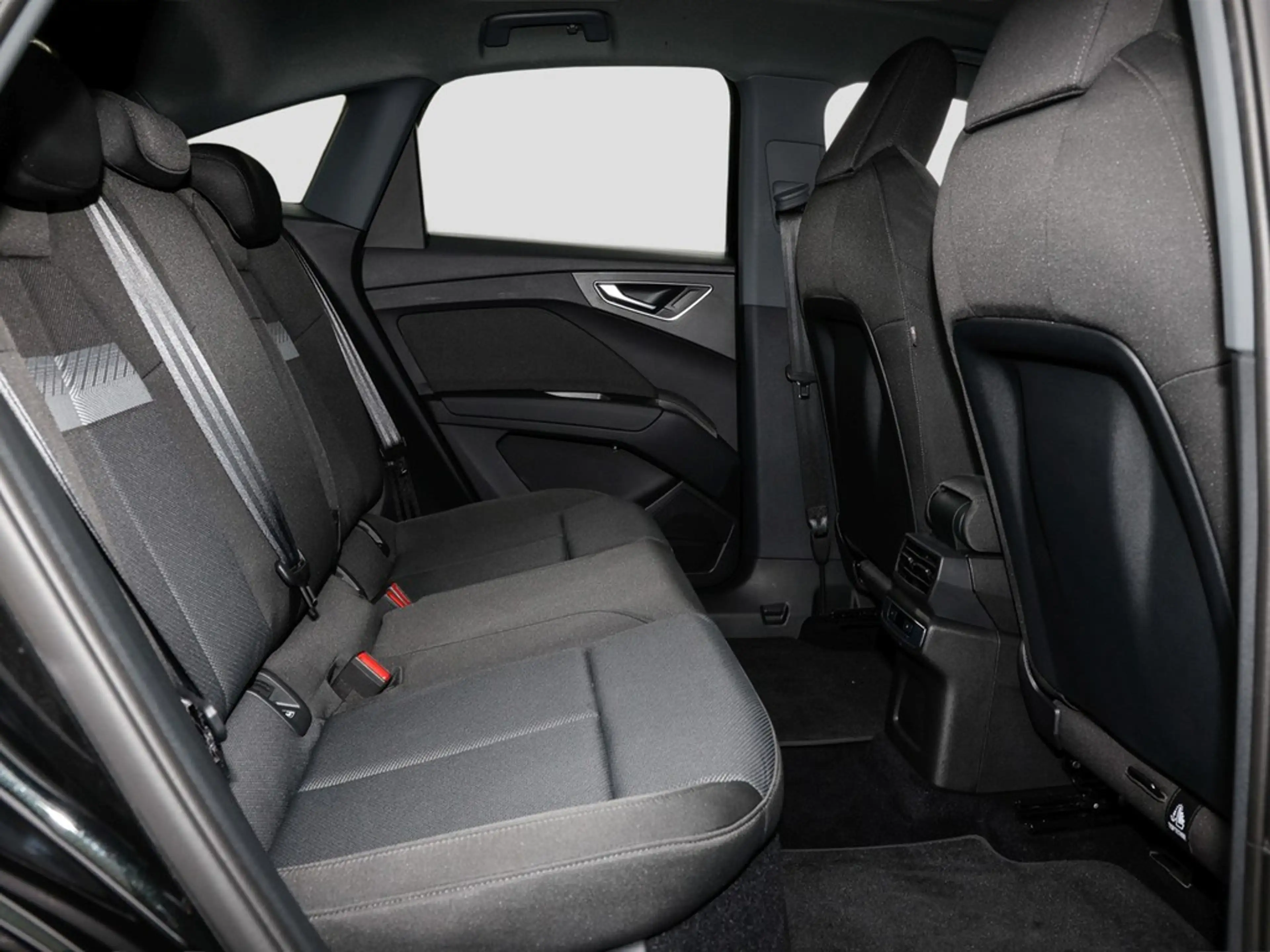 Audi Q4 e-tron 40 Sportback Matrix Kamera Dynamikpaket — photo 10