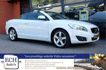 Convertible 2.0 D3 5cil Automaat Summum