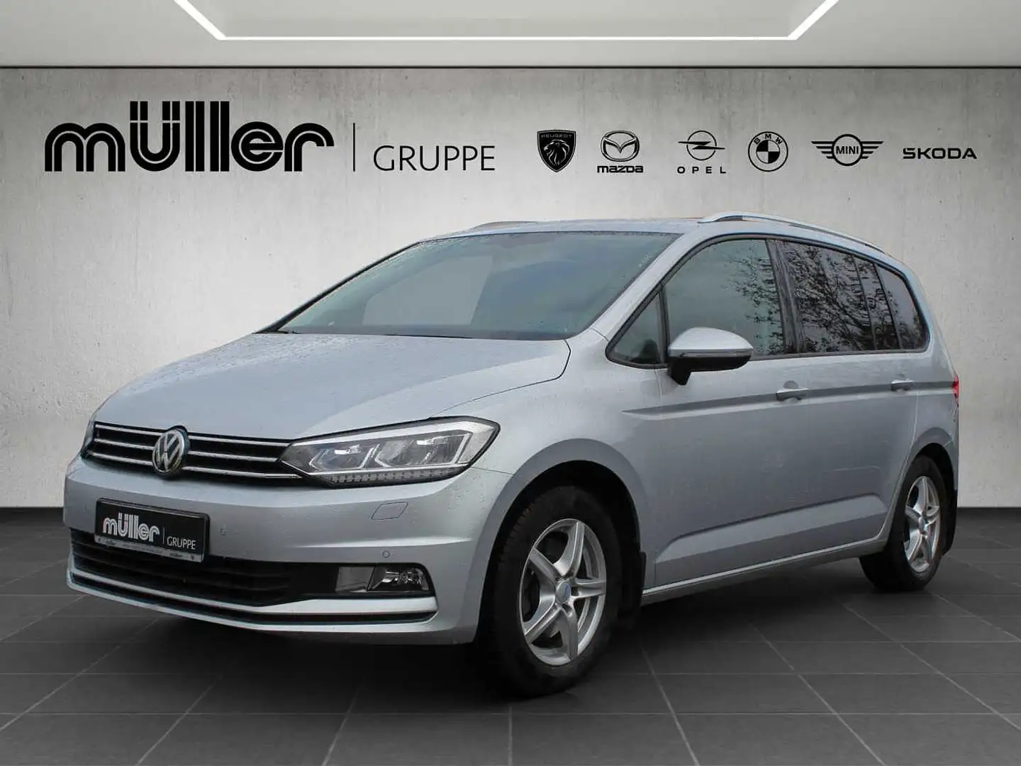 Volkswagen Touran 1.4 TSI Comfortline Silber - 1