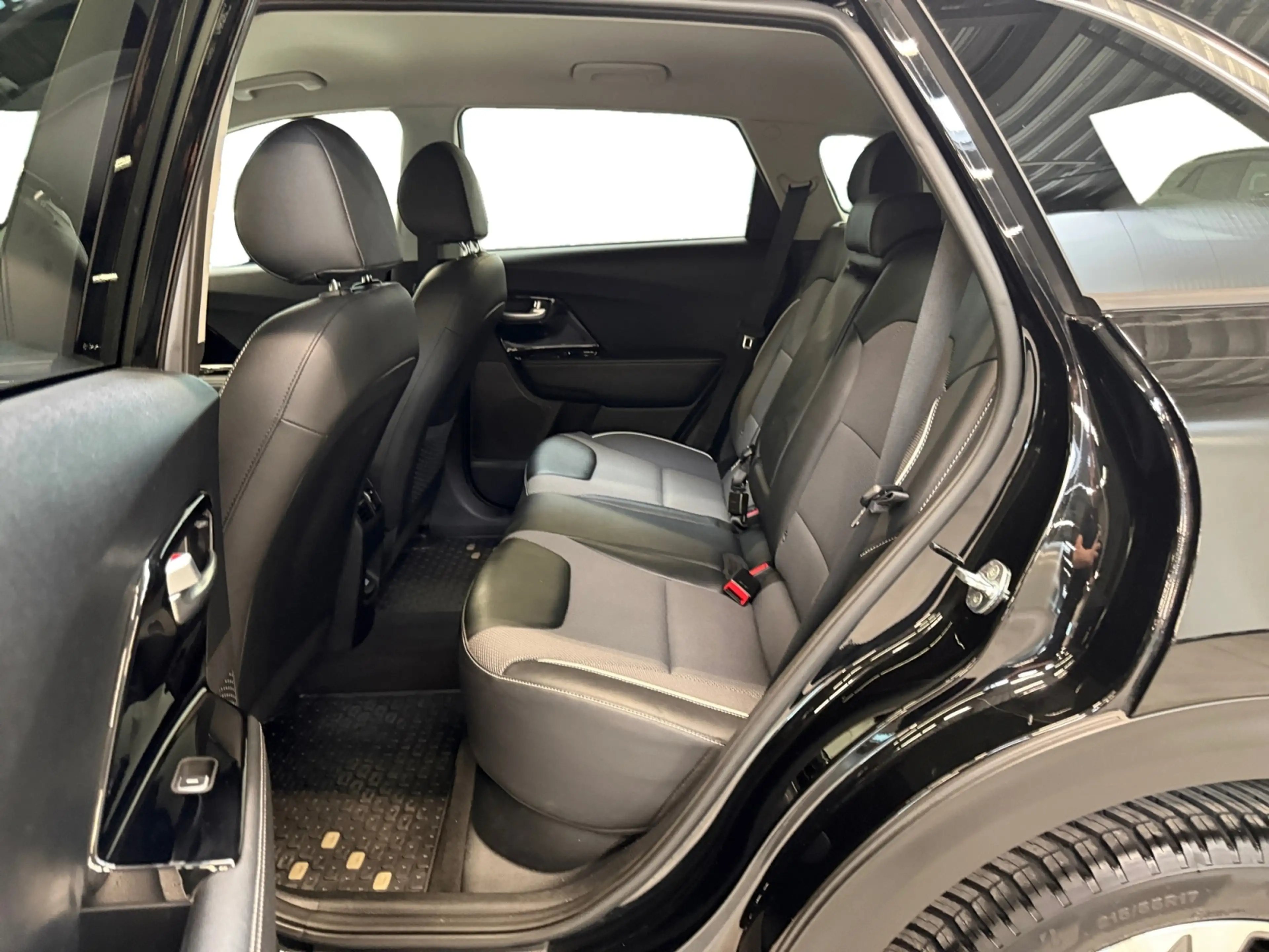 Kia e-Niro DynamicPlusLine 64 kWh I Adaptive Cruise I Dodehoe — photo 13