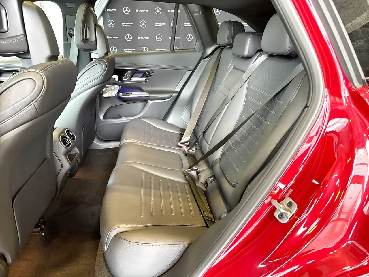 Mercedes-Benz GLC снимка Mercedes-Benz GLC