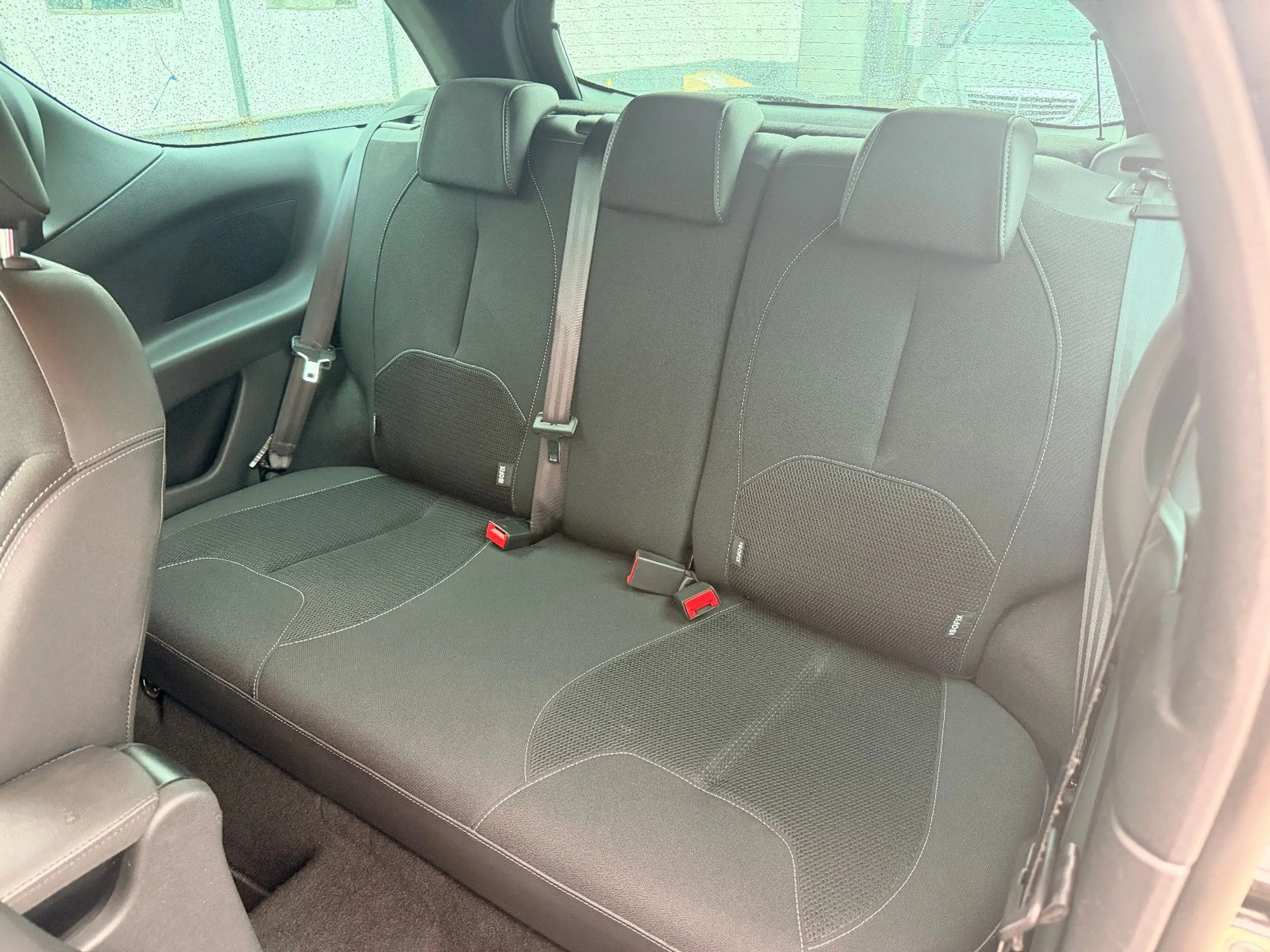 Citroen DS3 1.2 e-THP SoChic 1.Hand Klimaautomatik SHZG — photo 10