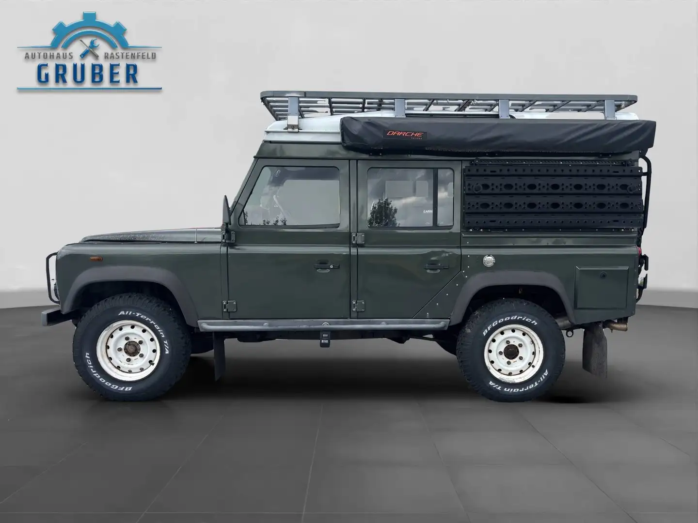 Land Rover Defender Land Rover 110" Station TD Grün - 2