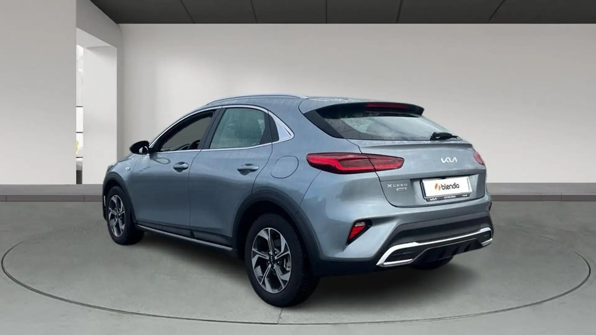 Kia XCeed 1.5 MHEV DRIVE 160 5P Gris - 2