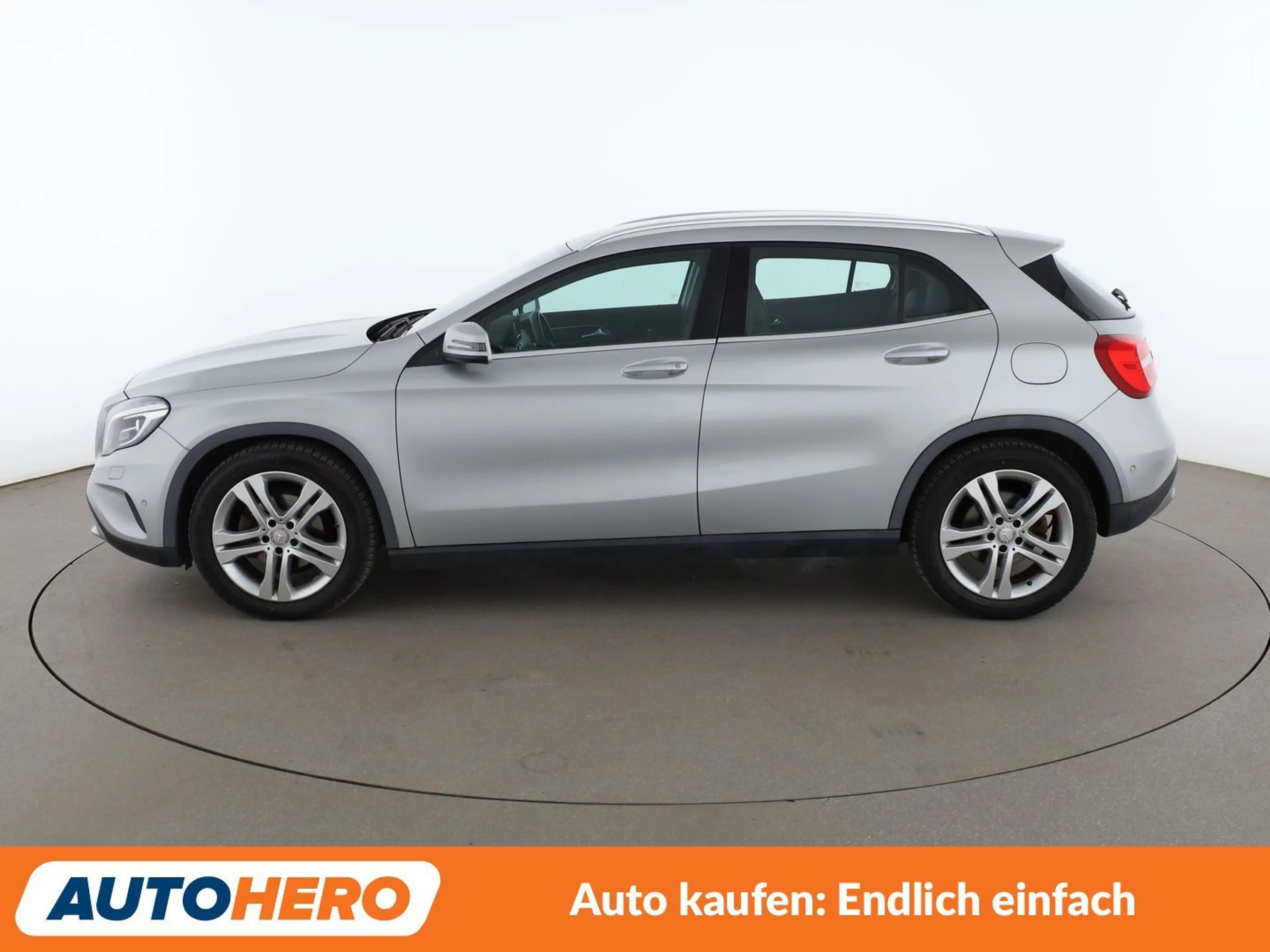 Mercedes-Benz GLA 180 Urban Aut.*XENON*TEMPO*PDC*SHZ*KLIMA*GARANTIE* — photo 3