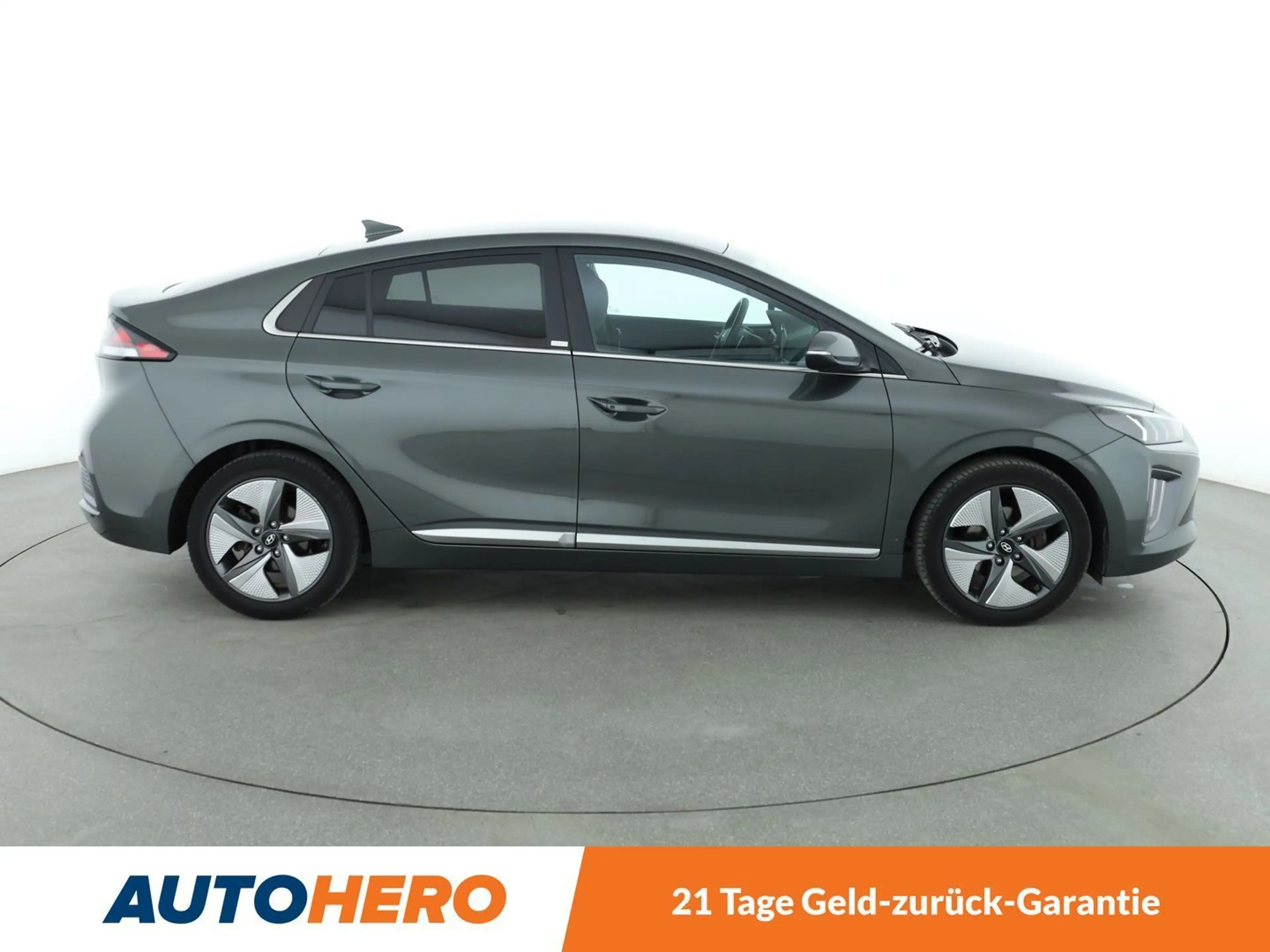 Hyundai IONIQ 1.6 Style Hybrid Aut.*LED*NAVI*ACC*CAM*PDC*SHZ* — photo 7