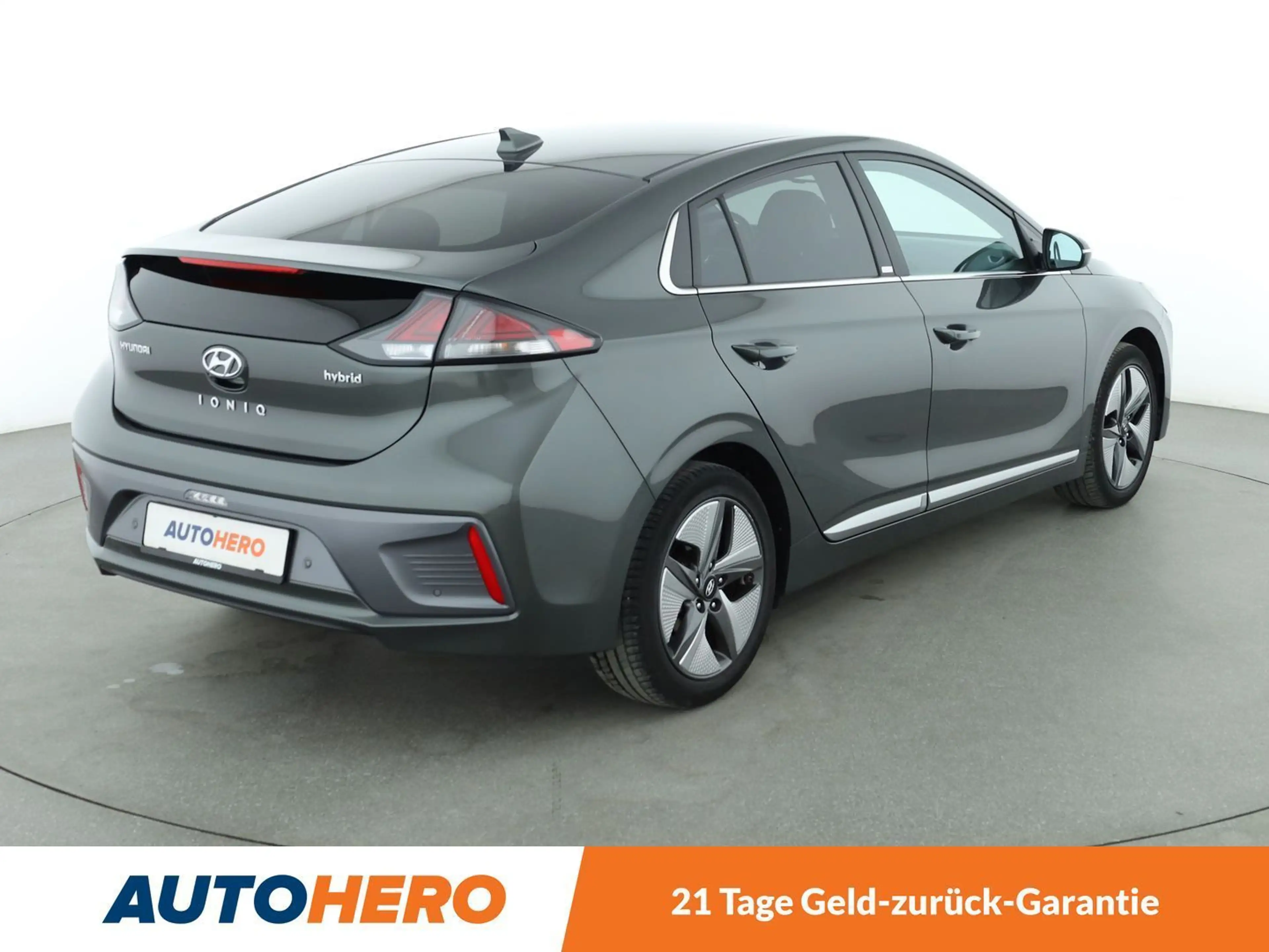 Hyundai IONIQ 1.6 Style Hybrid Aut.*LED*NAVI*ACC*CAM*PDC*SHZ* — photo 6