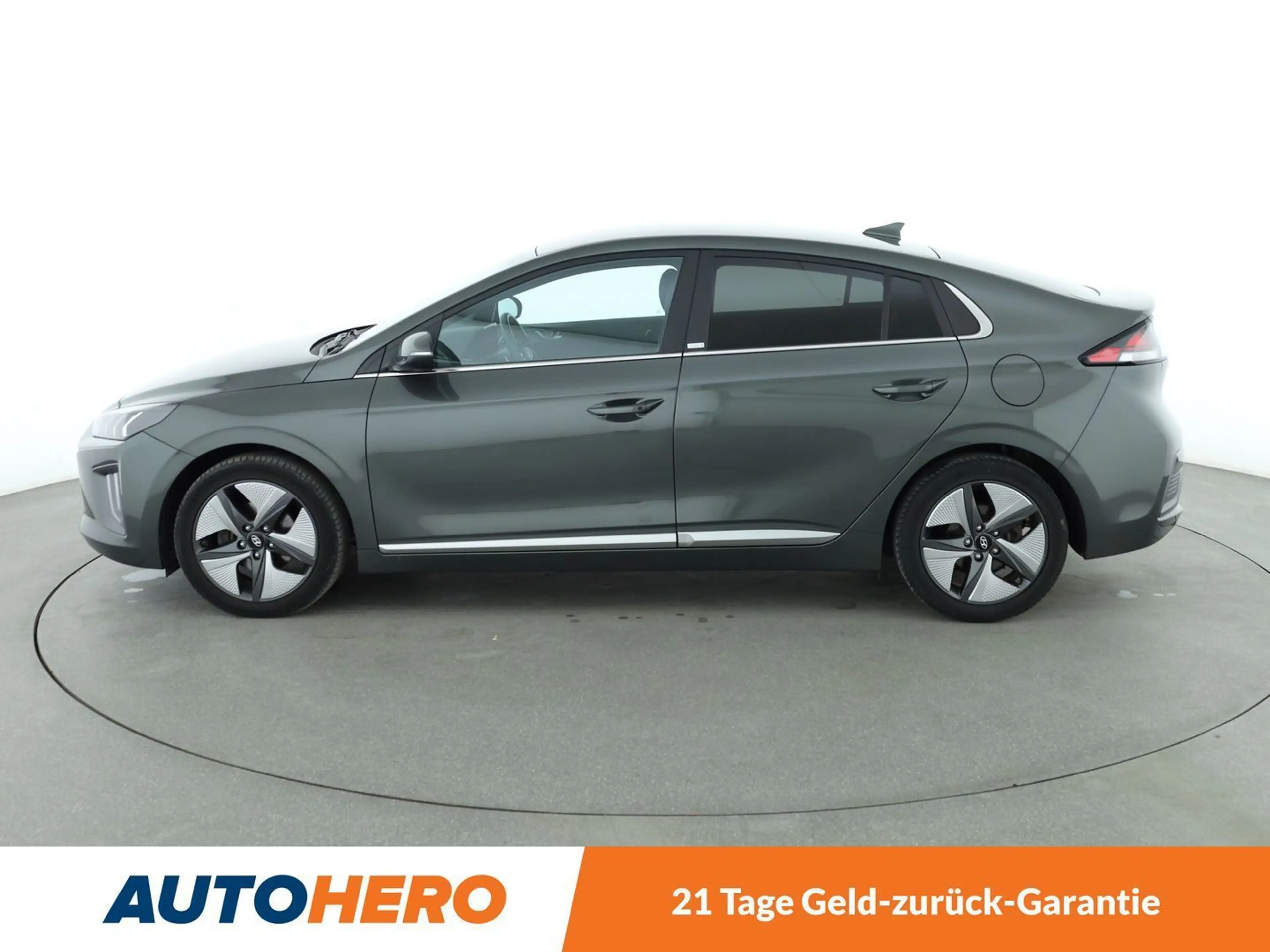 Hyundai IONIQ 1.6 Style Hybrid Aut.*LED*NAVI*ACC*CAM*PDC*SHZ* — photo 3