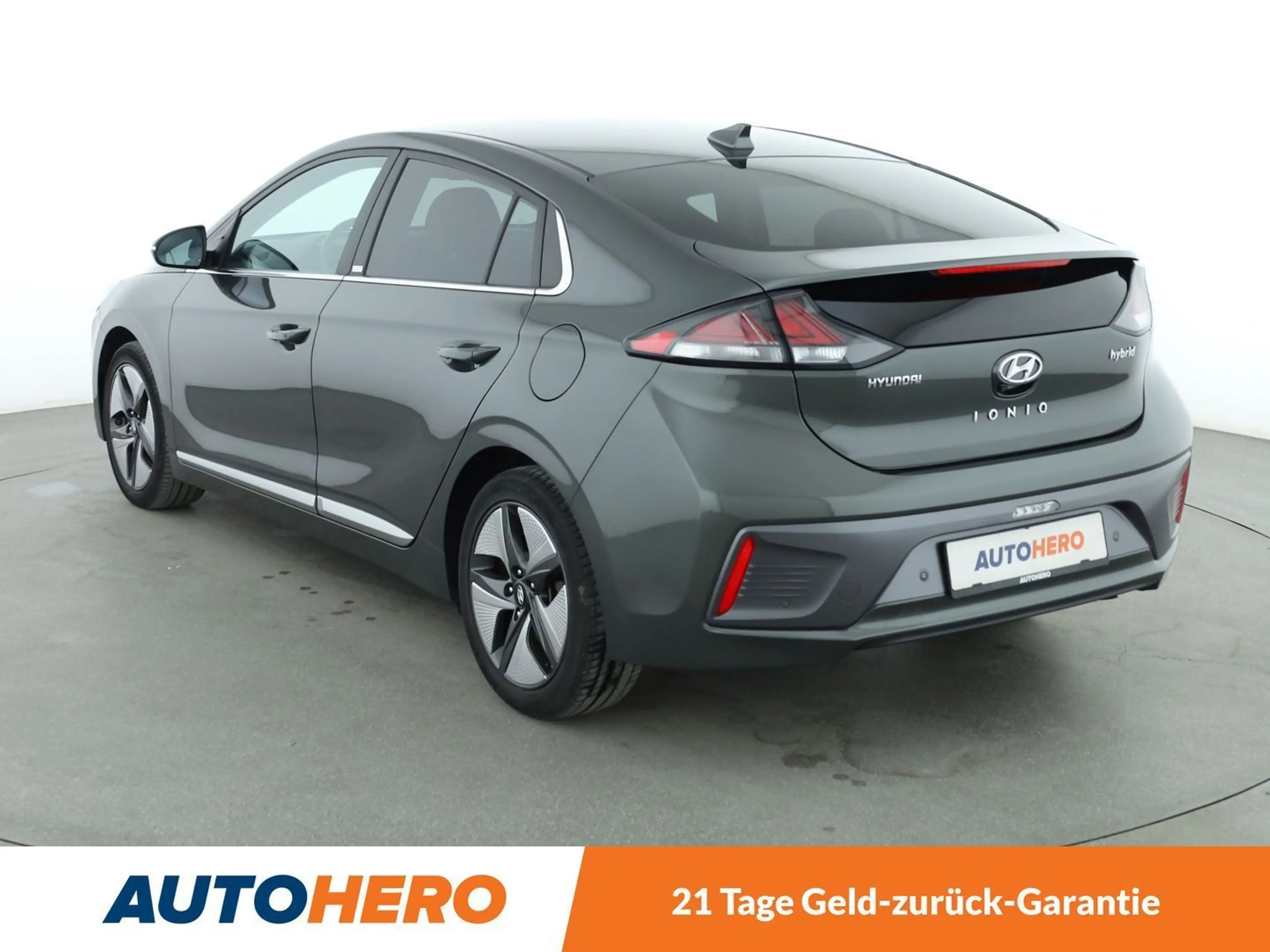 Hyundai IONIQ 1.6 Style Hybrid Aut.*LED*NAVI*ACC*CAM*PDC*SHZ* — photo 4