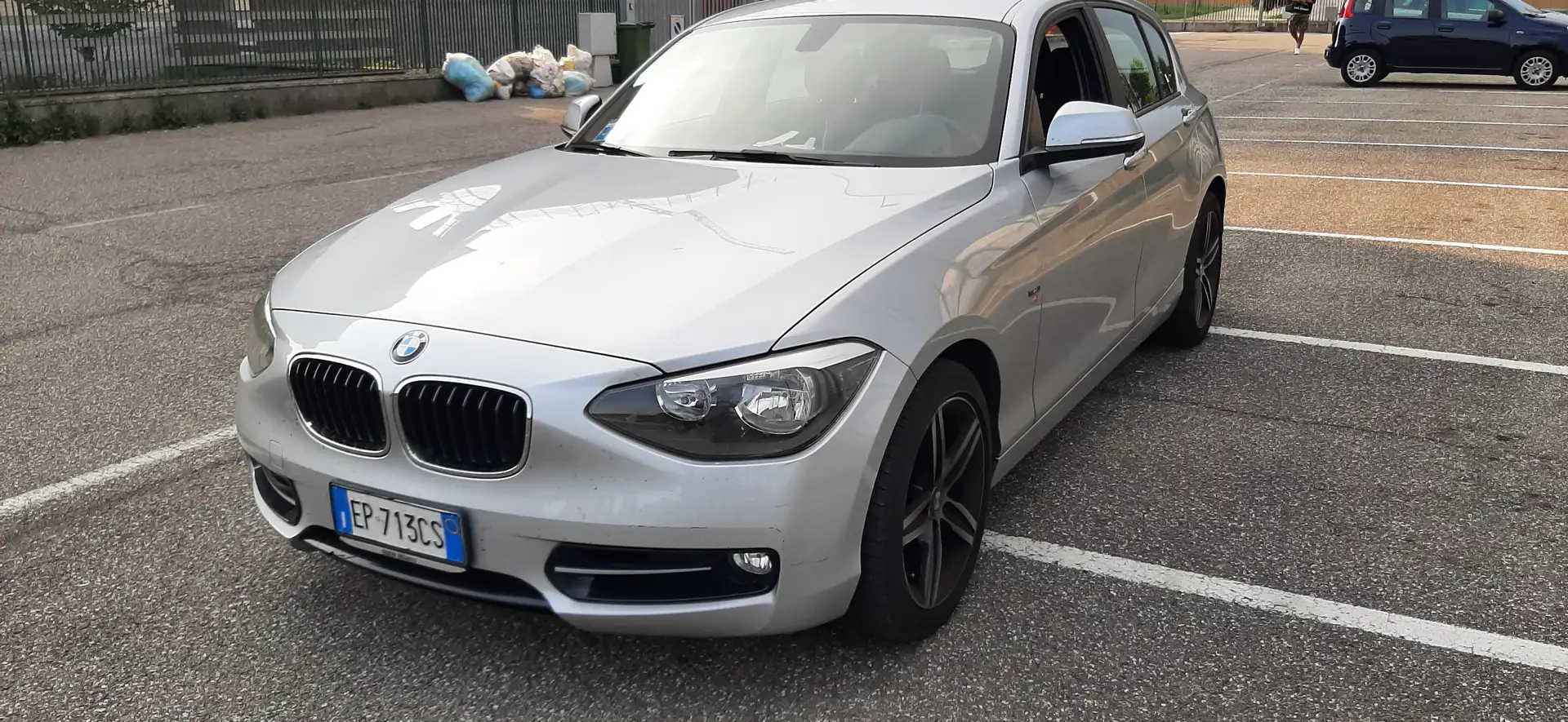 BMW 120 Serie 1 F/20-21 2011 120d 5p xdrive Sport Argento - 2