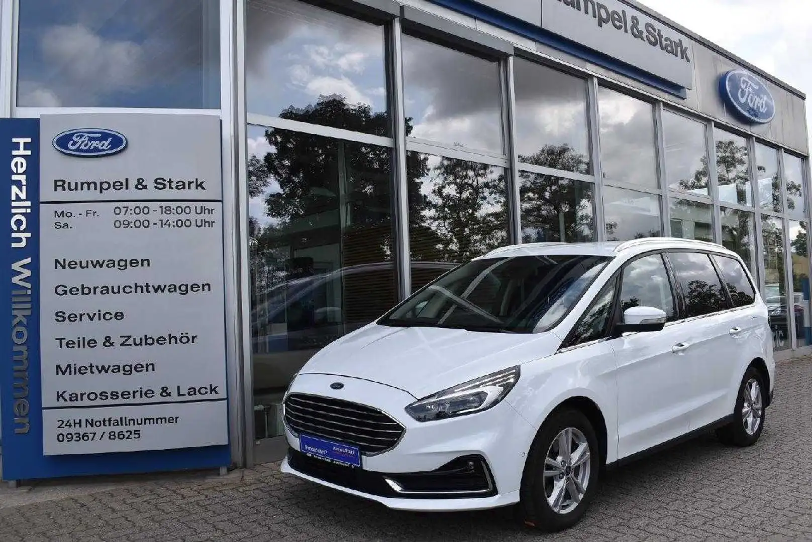Ford Galaxy Hybrid Titanium Wit - 1
