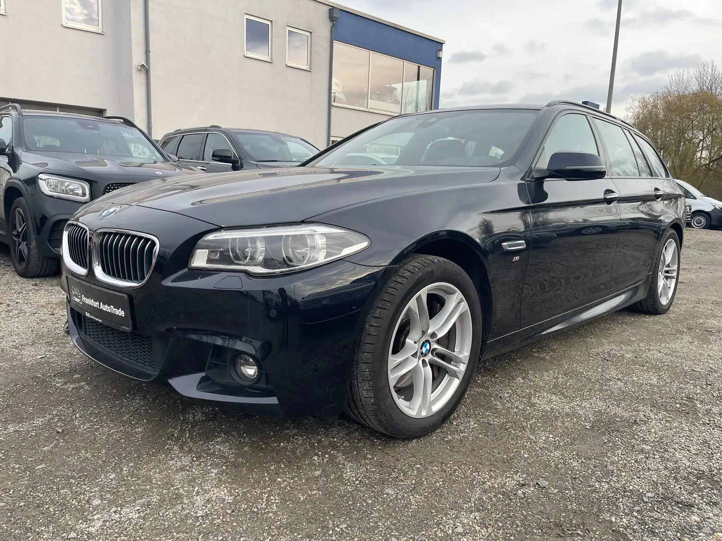 BMW 530 D xDrive*Sport-Paket**MOTOR**PANO*HUD*MEMORY*LEDER Noir - 1