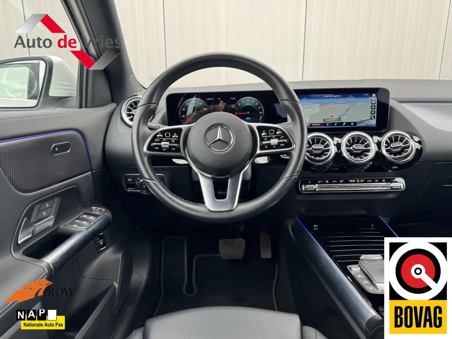 Mercedes-Benz GLA 250 e Business Solution Luxury Limited Wit - 2