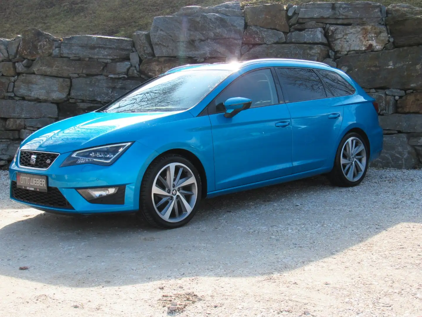 SEAT Leon ST FR PANORAMA CAR PLAY LED RVC Bleu - 2