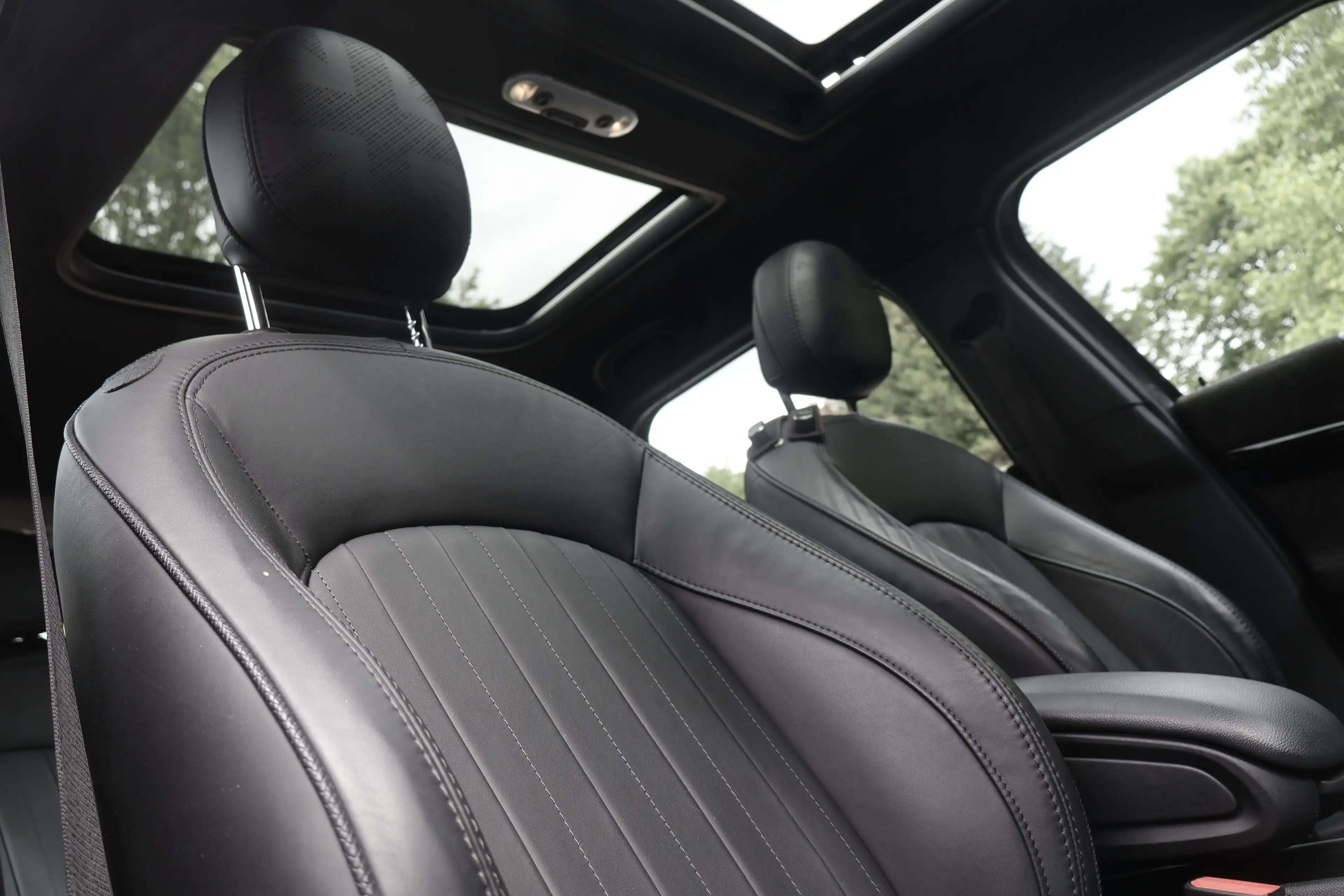 MINI Cooper SE Countryman 1.5A PHEV Cooper SE ALL4 Pano Leder Head-Up Garantie* — photo 10