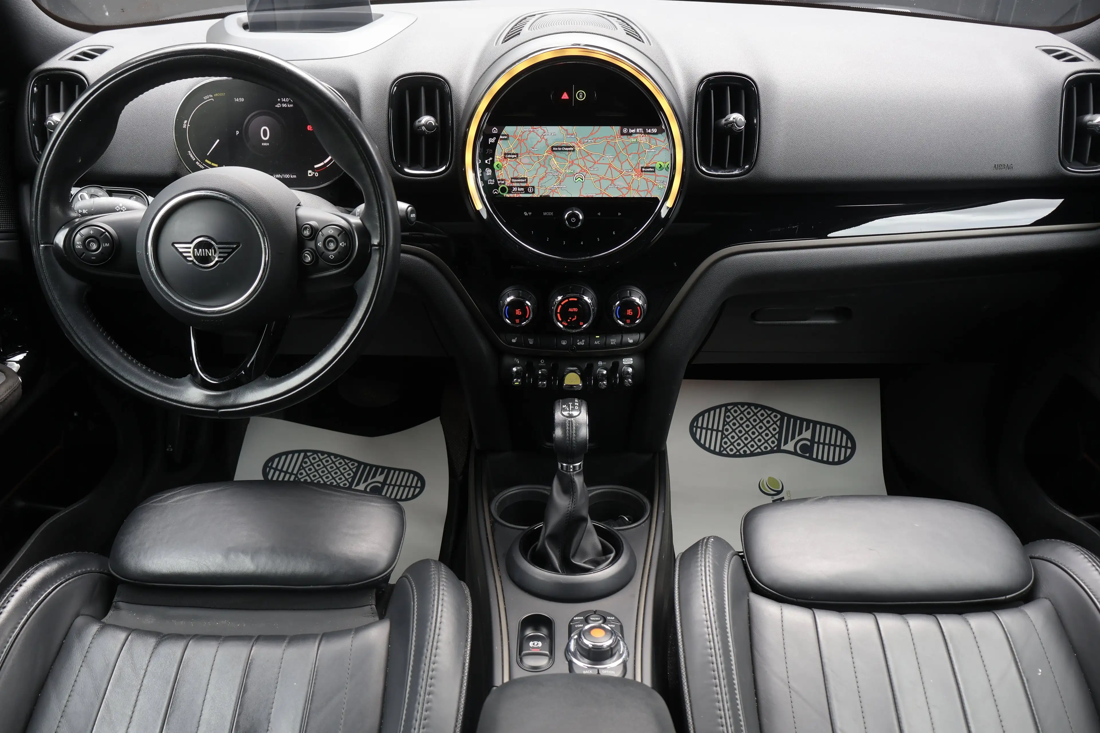 MINI Cooper SE Countryman 1.5A PHEV Cooper SE ALL4 Pano Leder Head-Up Garantie* — photo 7