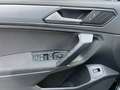 Volkswagen Tiguan Life 4Motion DSG Navi LED CarPlay AHK Negro - thumbnail 23