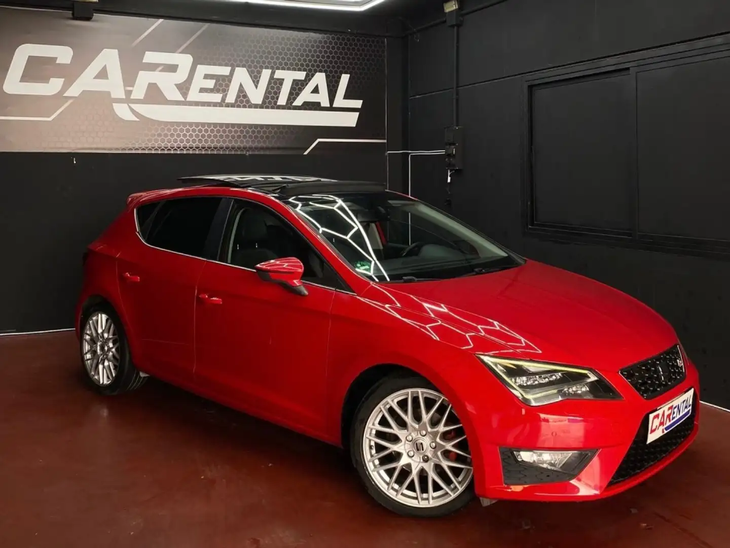 SEAT Leon ST 2.0TDI CR S&S FR DSG6 Rouge - 2
