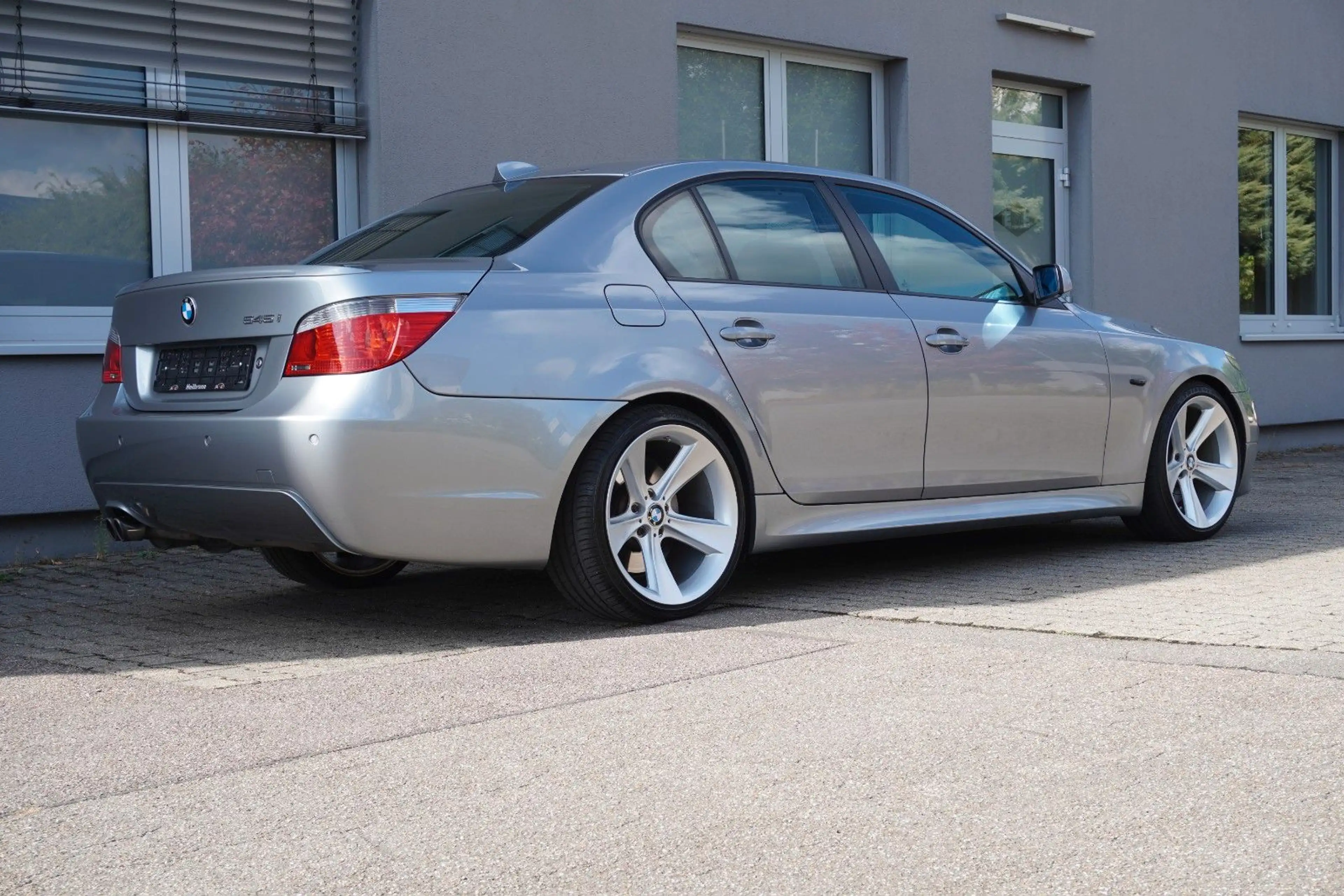 BMW 545 i E60 M-PAKET*19ZOLL*VOLL*Belüft.Einzelstück* — photo 7