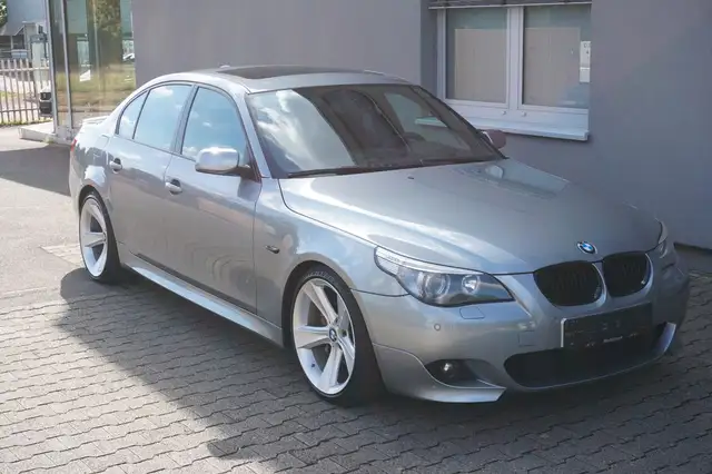 BMW 545 i E60 M-PAKET*19ZOLL*VOLL*Belüft.Einzelstück*