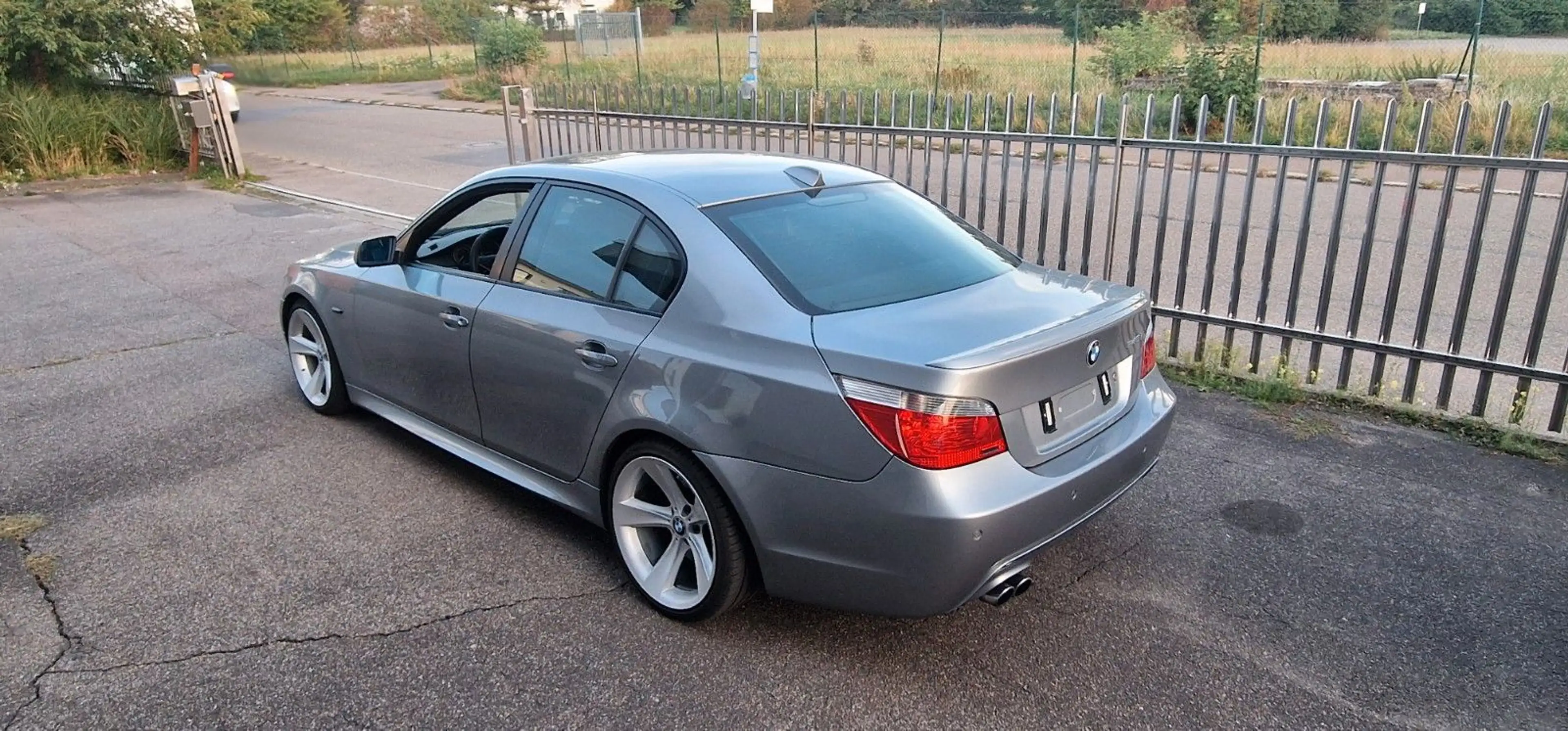 BMW 545 i E60 M-PAKET*19ZOLL*VOLL*Belüft.Einzelstück* — photo 5