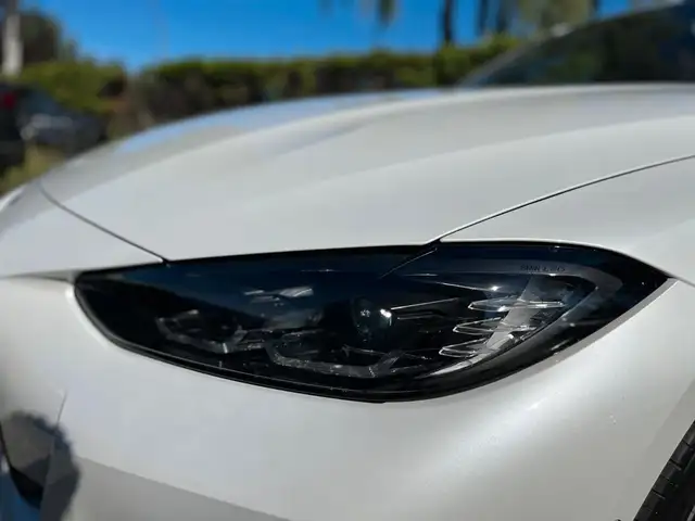BMW i4 view 9