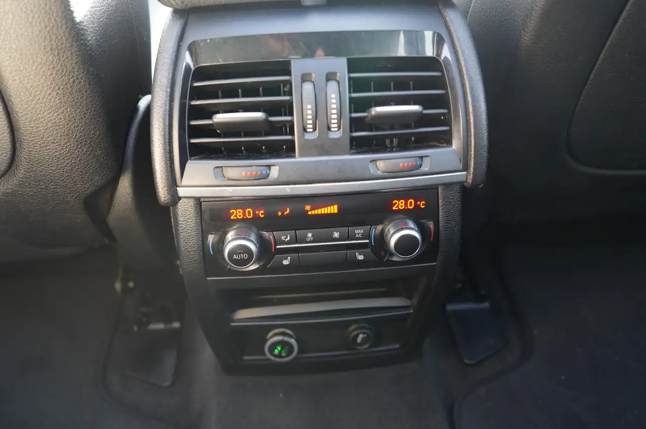 BMW X5 снимка BMW X5