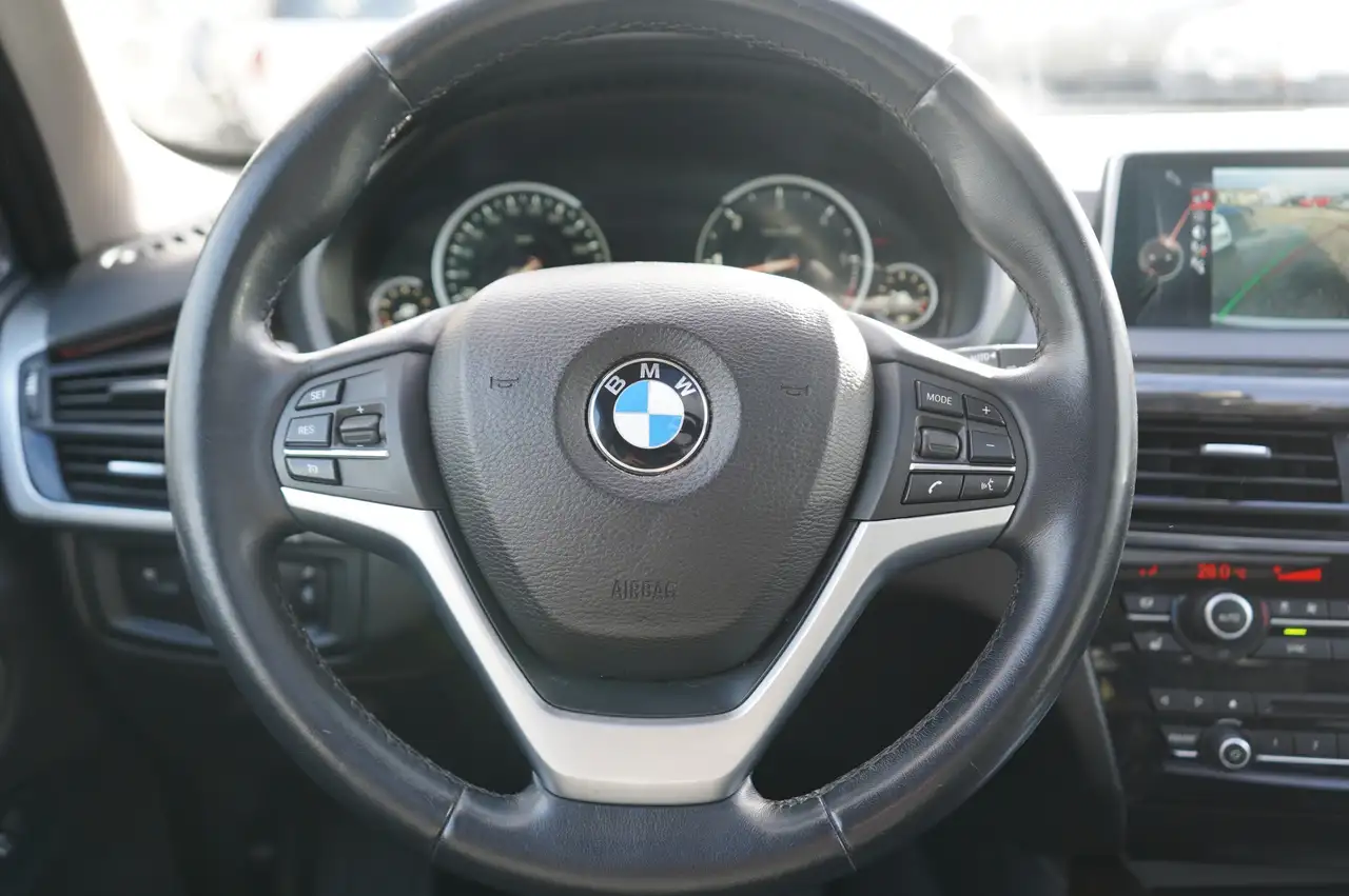 BMW X5 снимка BMW X5